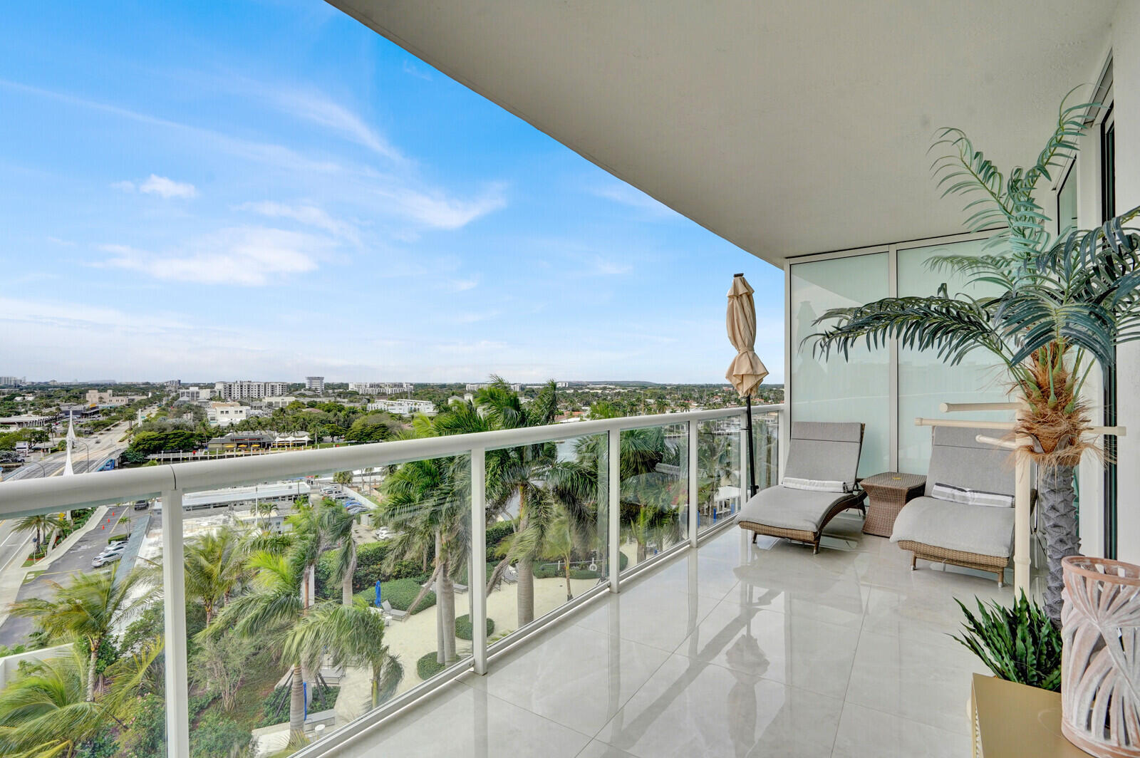 1 N Ocean Boulevard 814 Property Photo 21