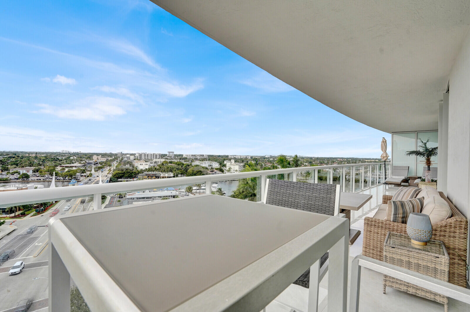 1 N Ocean Boulevard 814 Property Photo 26
