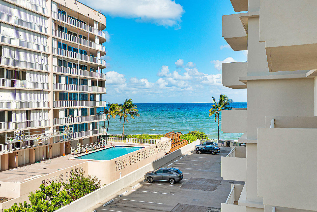 3215 S Ocean Boulevard 302 Property Photo 1