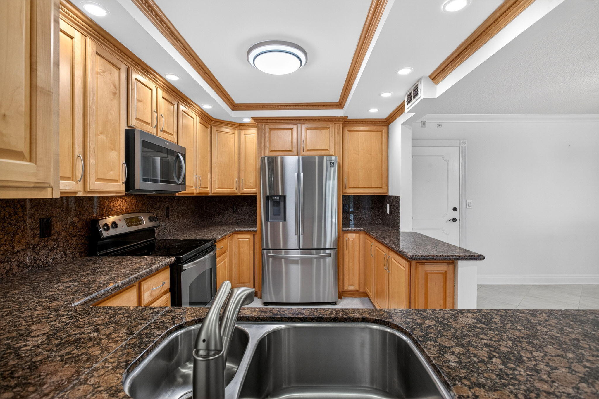 405 N Ocean Boulevard 507 Property Photo 10