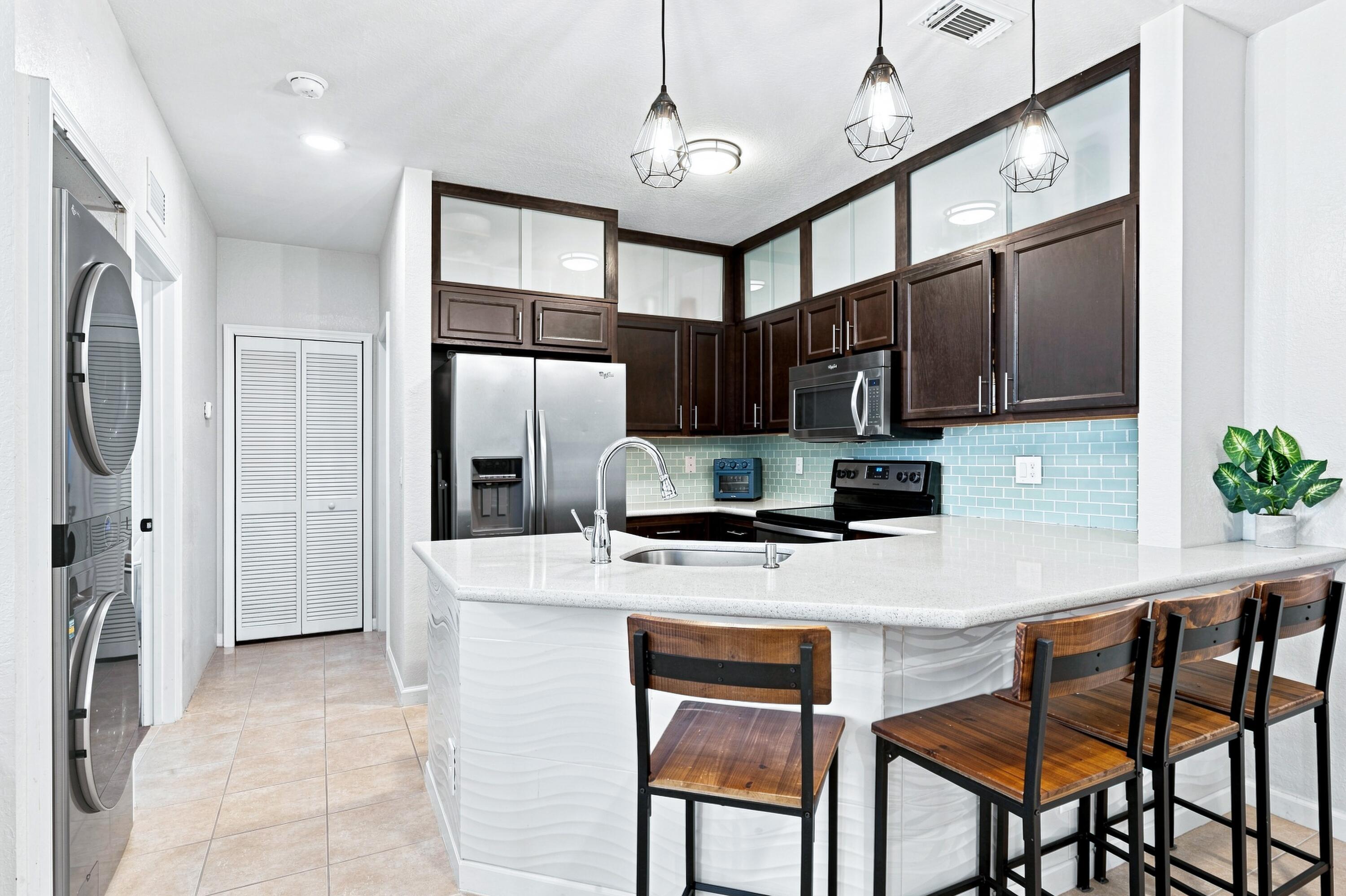 4541 Highgate Drive A Property Photo 10
