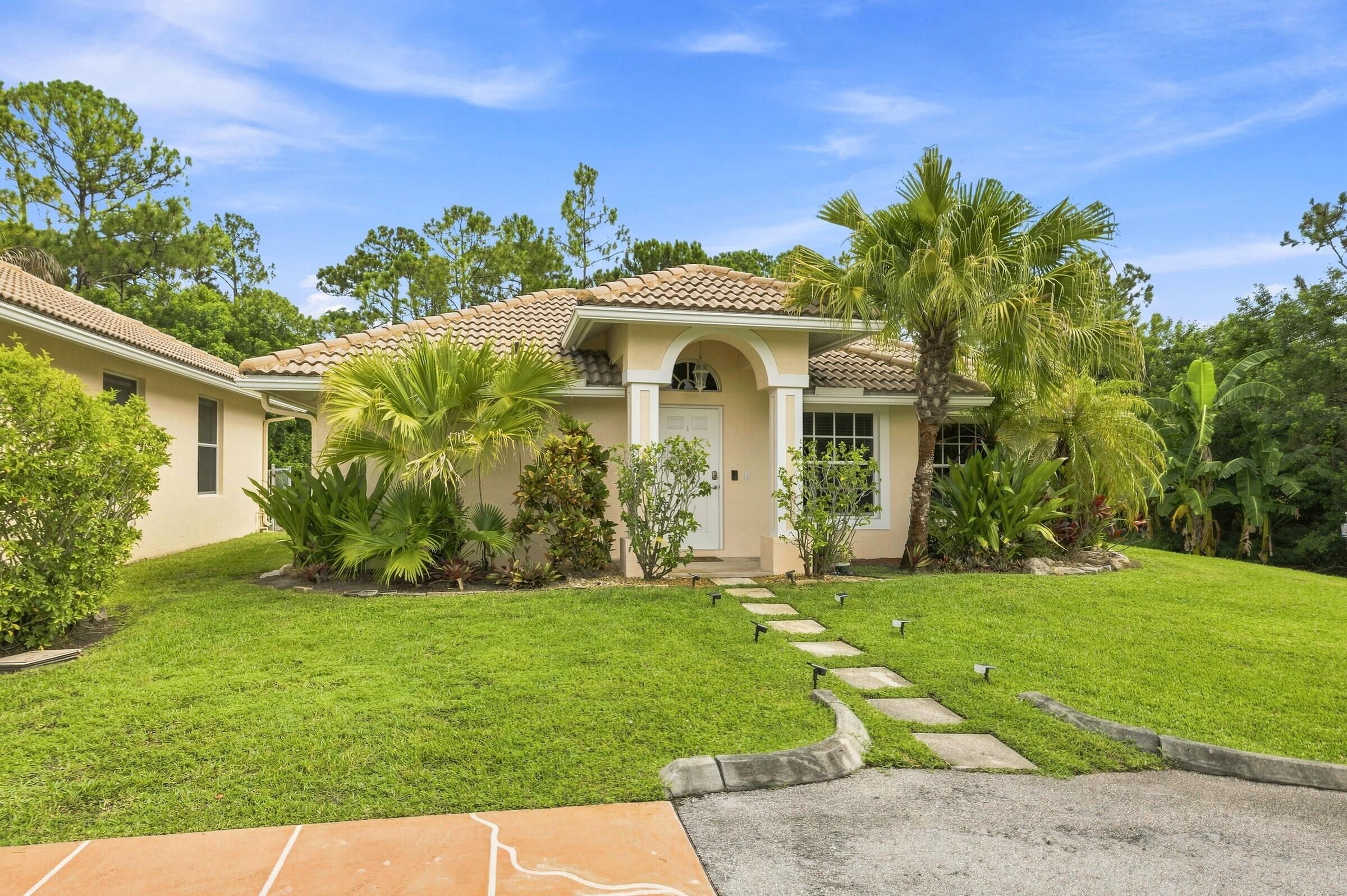 17603 82nd N Property Photo 3