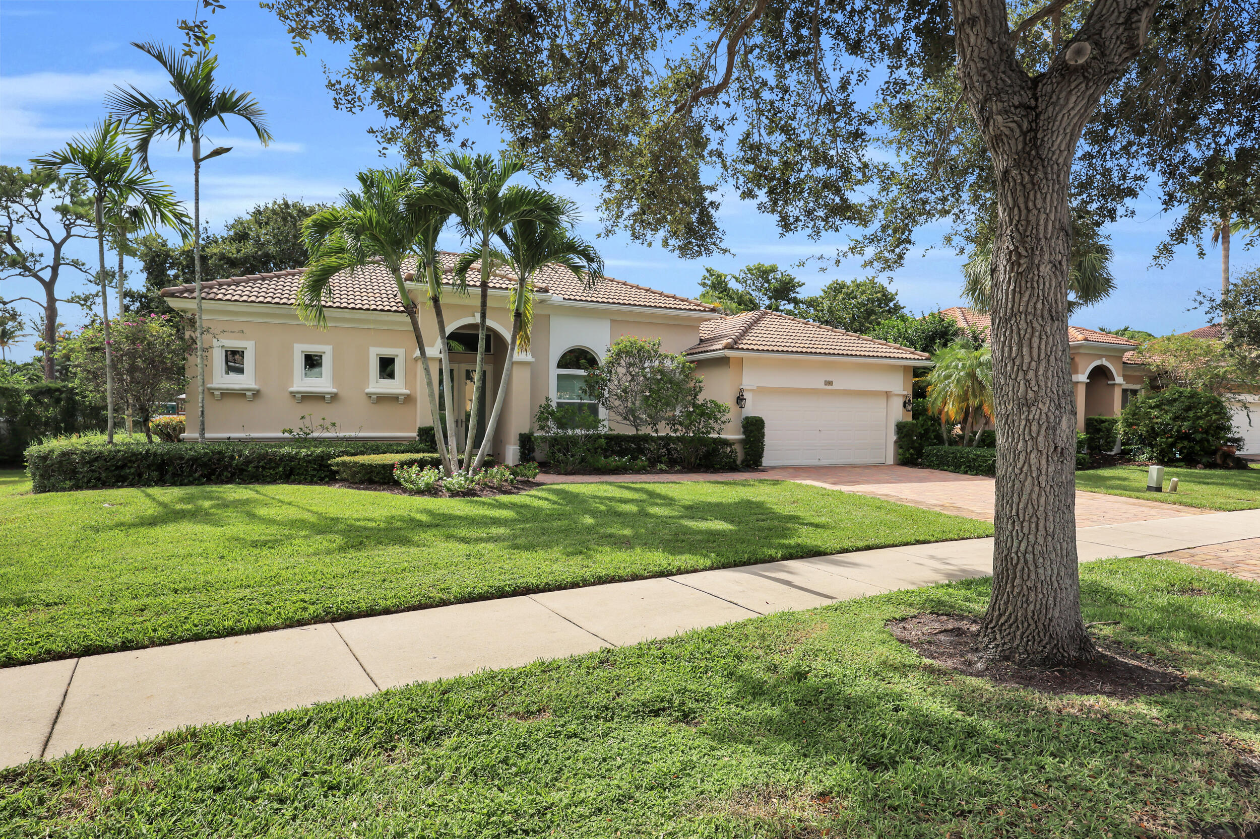 103 Magnolia Way Property Photo 1
