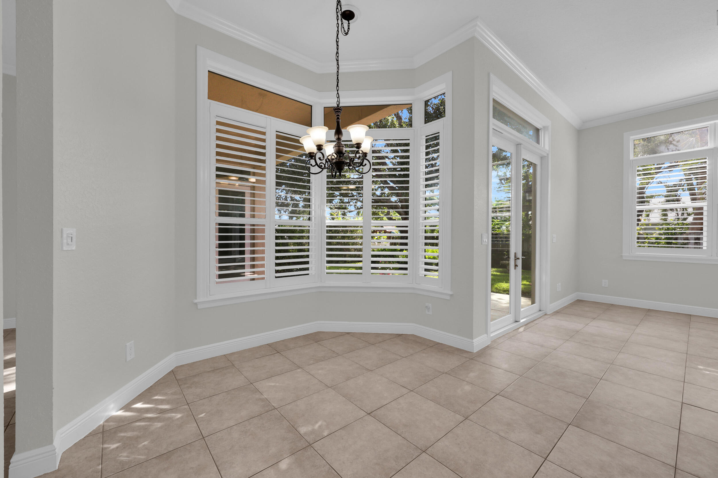 103 Magnolia Way Property Photo 6