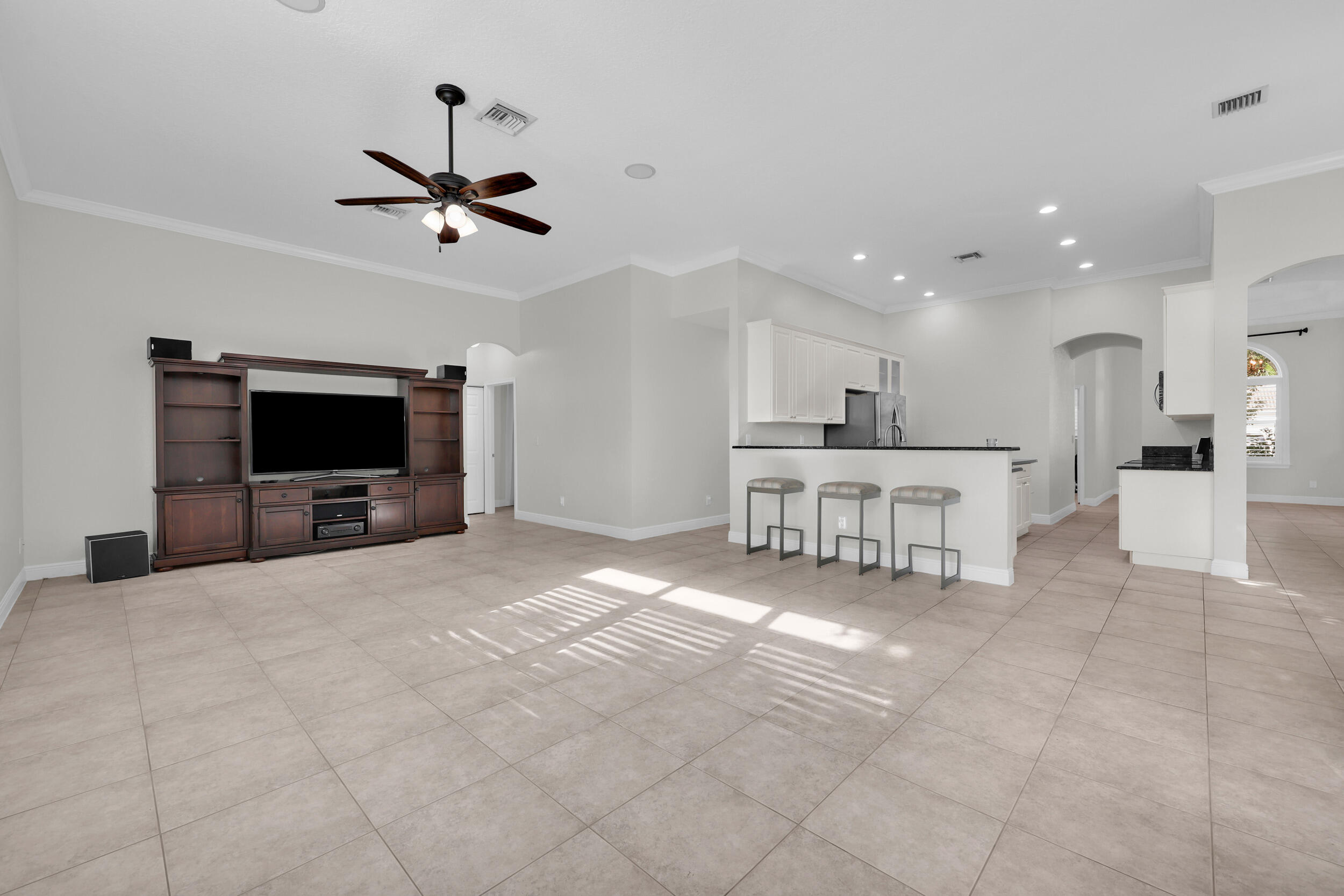 103 Magnolia Way Property Photo 7