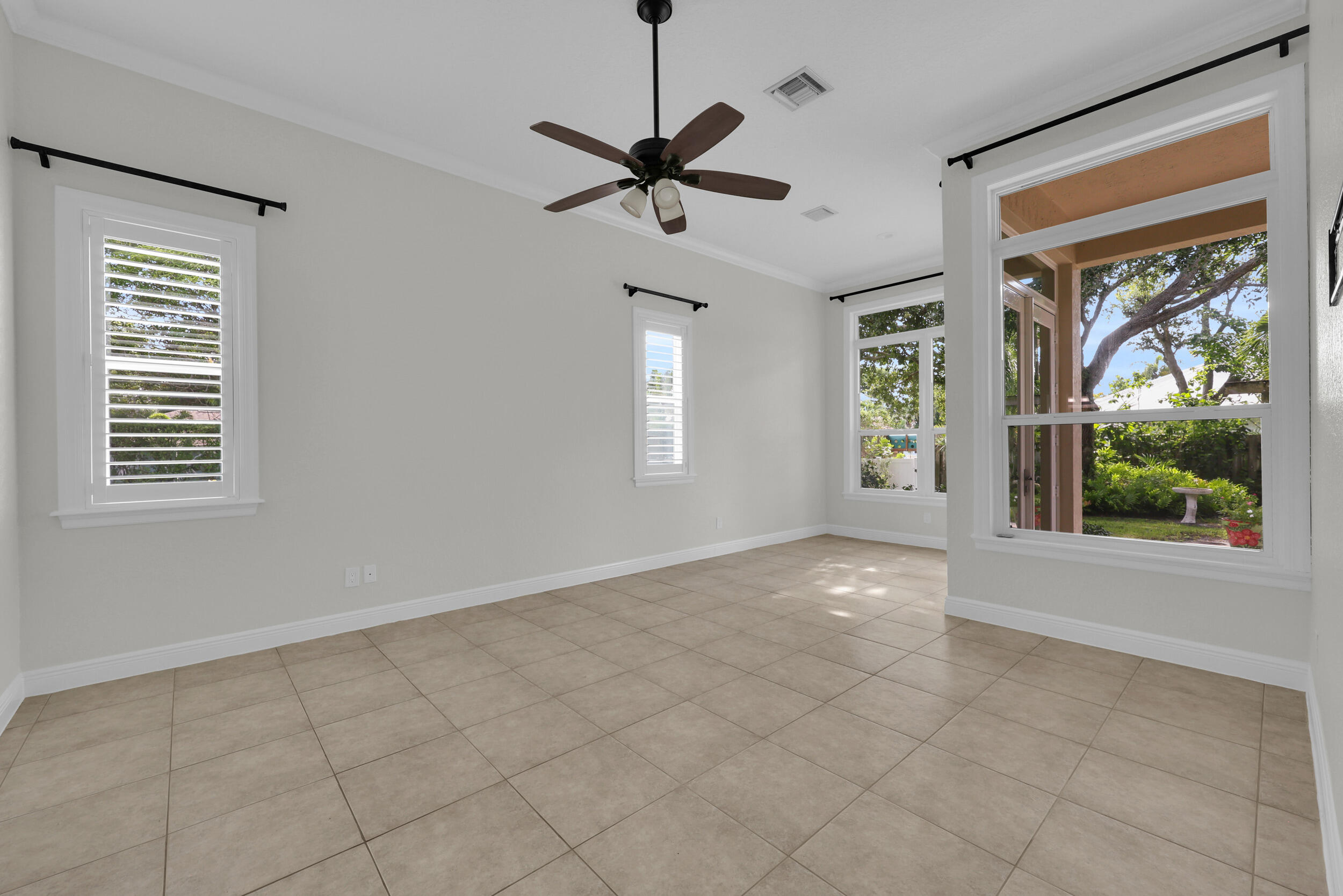 103 Magnolia Way Property Photo 8
