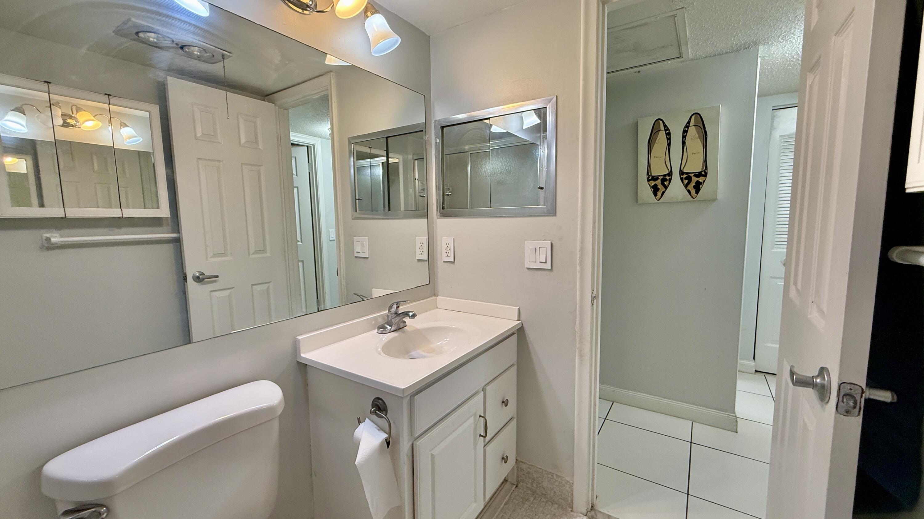 1037 Ashby D Property Photo 14