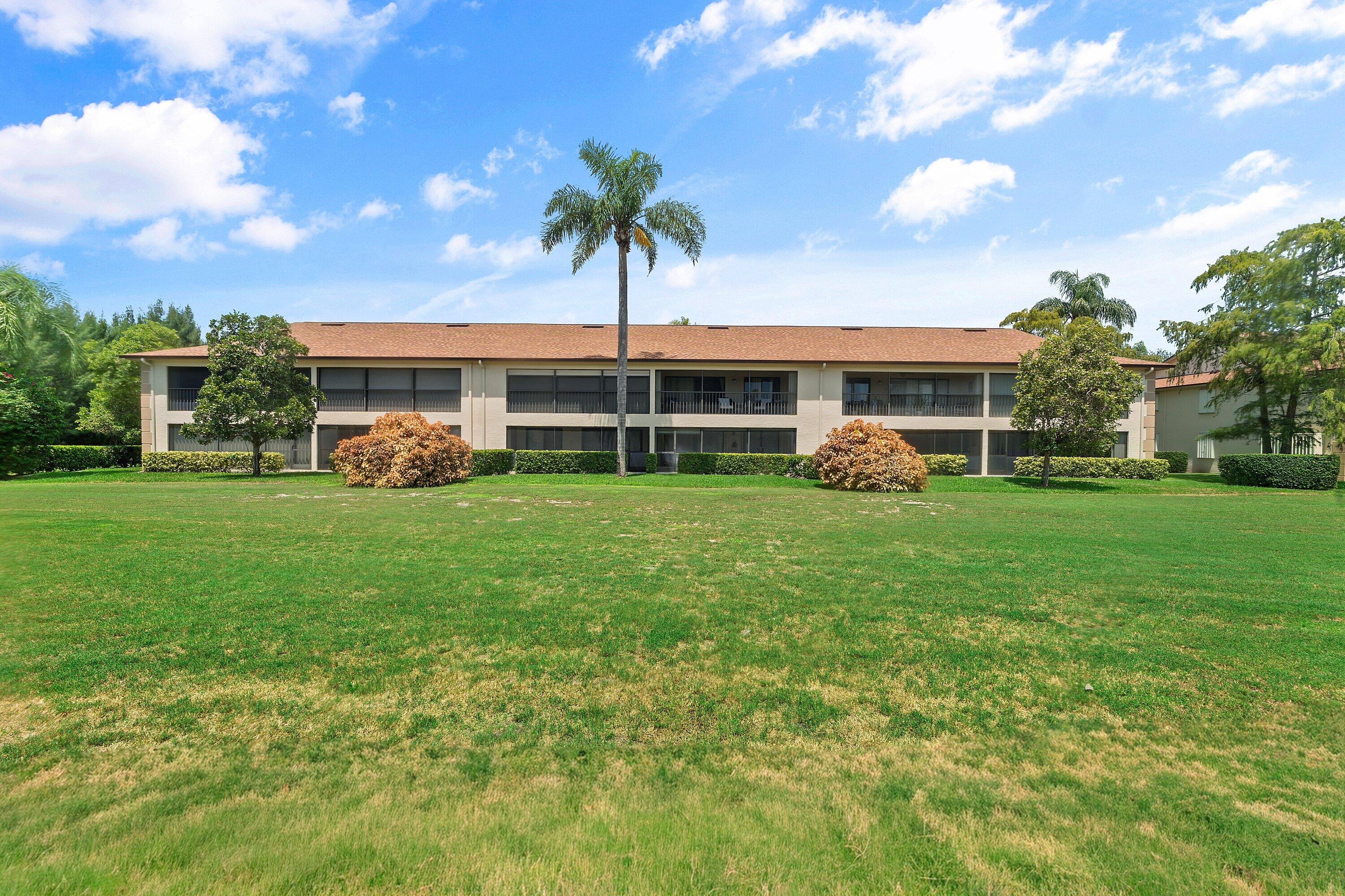 1502 Pinecrest Circle C Property Photo 1