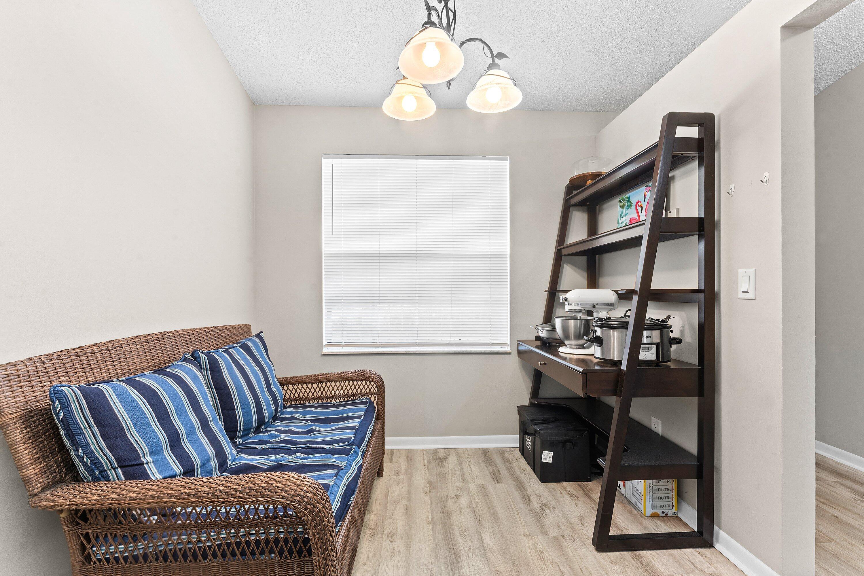 1502 Pinecrest Circle C Property Photo 8