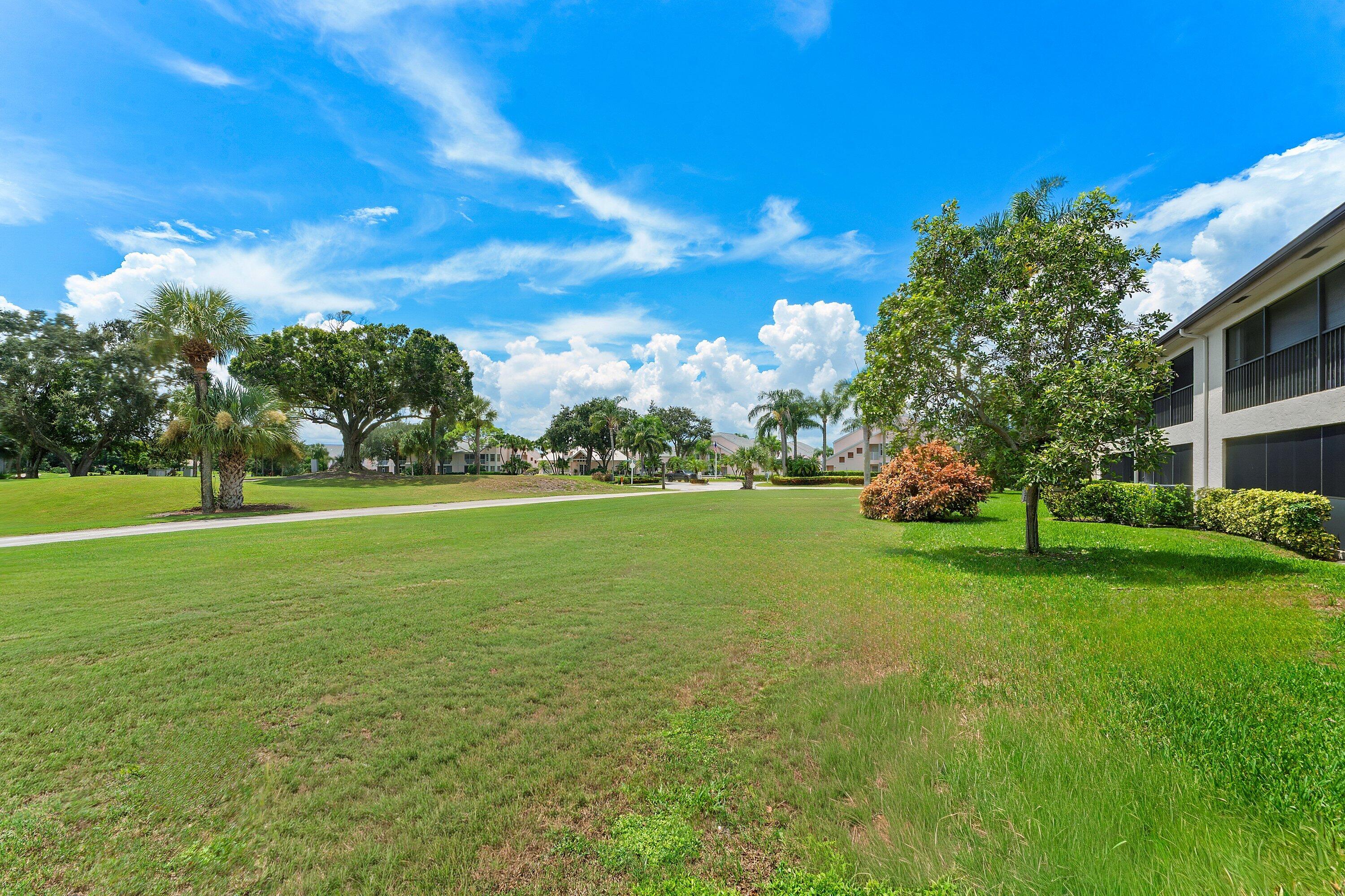 1502 Pinecrest Circle C Property Photo 26