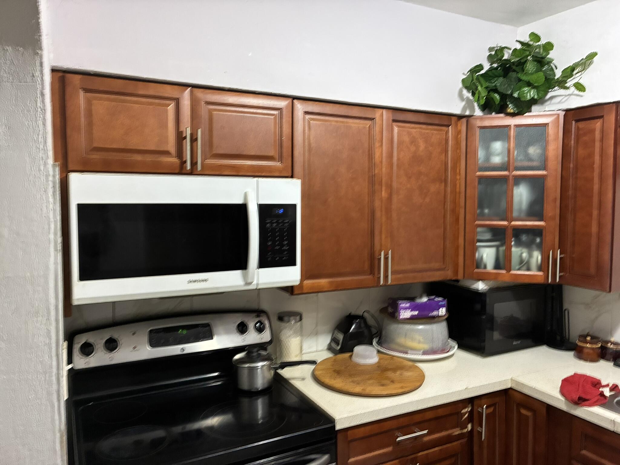 3307 Auburn Boulevard Property Photo 7