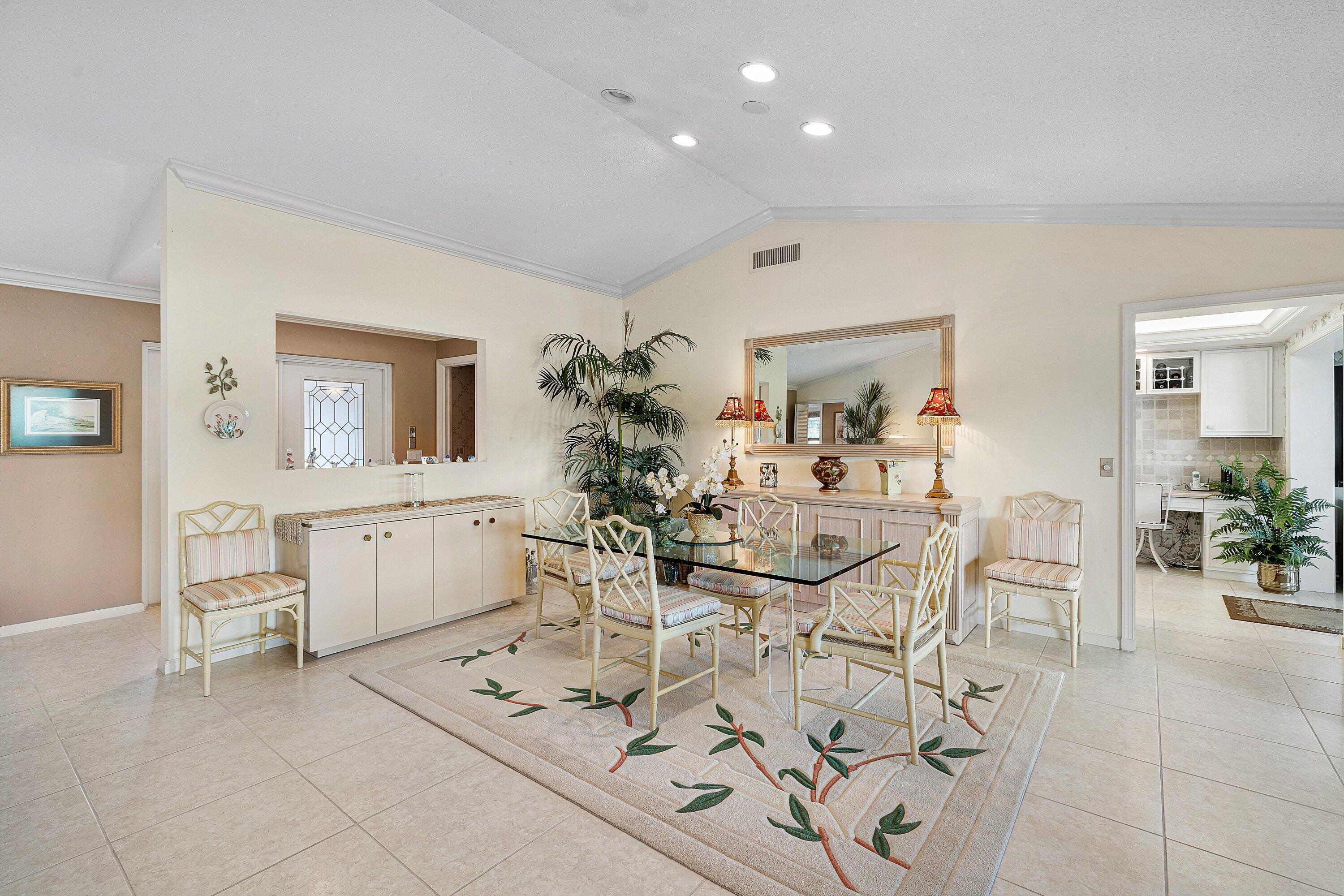 10620 Limeberry Drive Property Photo 3