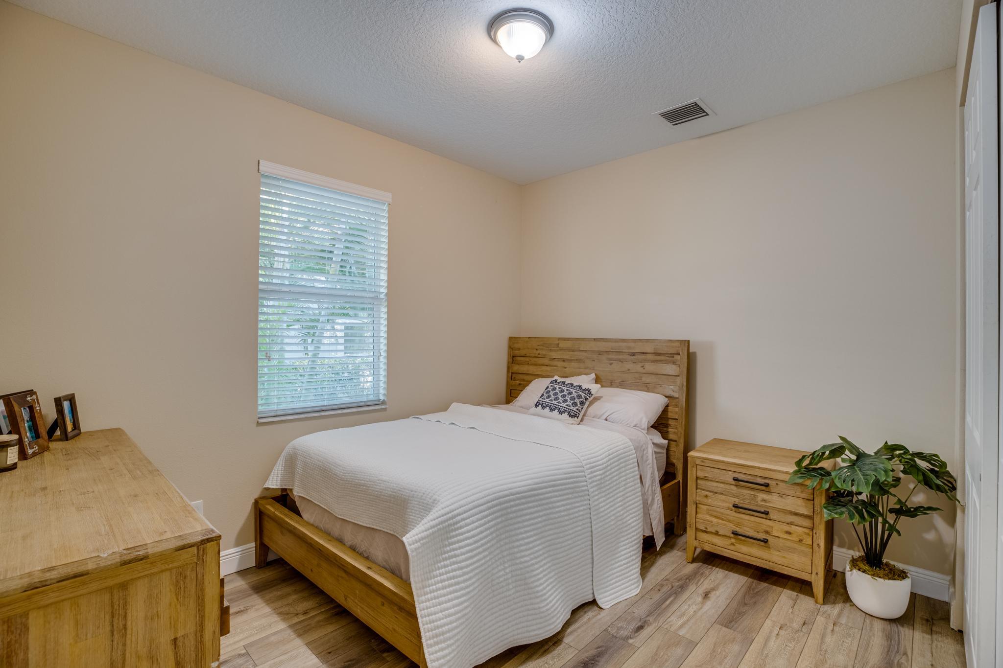 4247 Diamond Square Property Photo 19