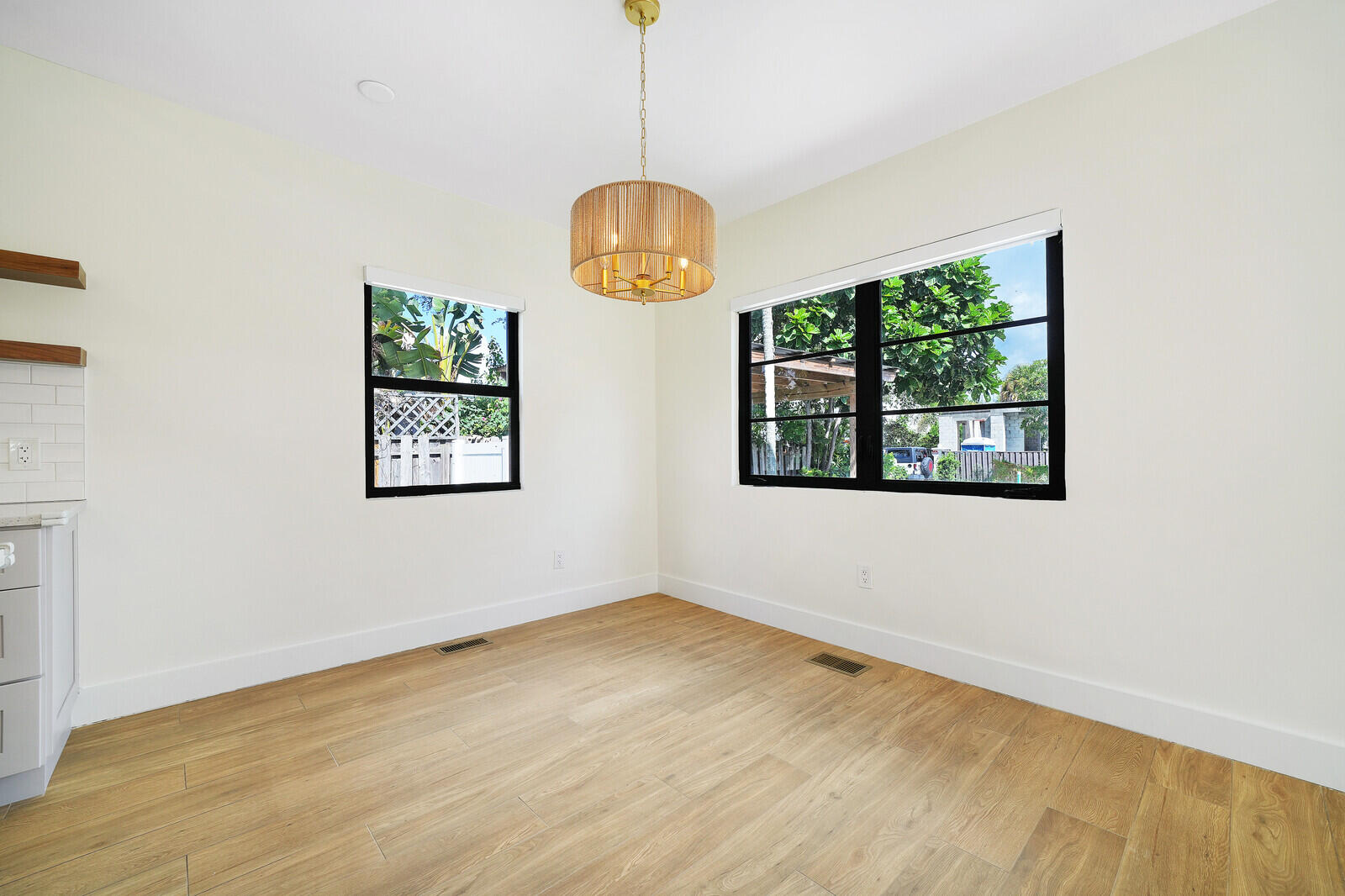 222 Ne 9th Street Property Photo 8