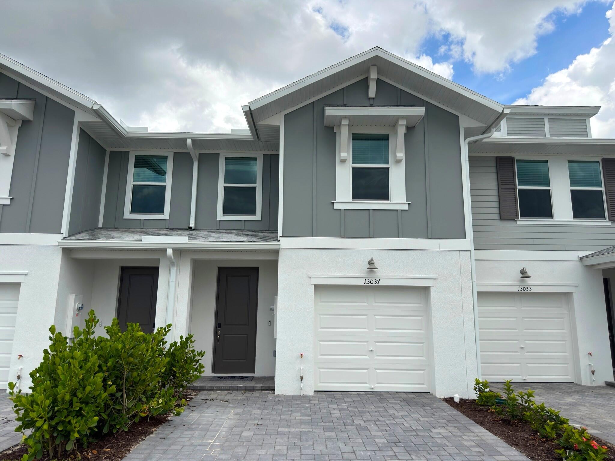 13037 Sw Forli Way Property Photo 1