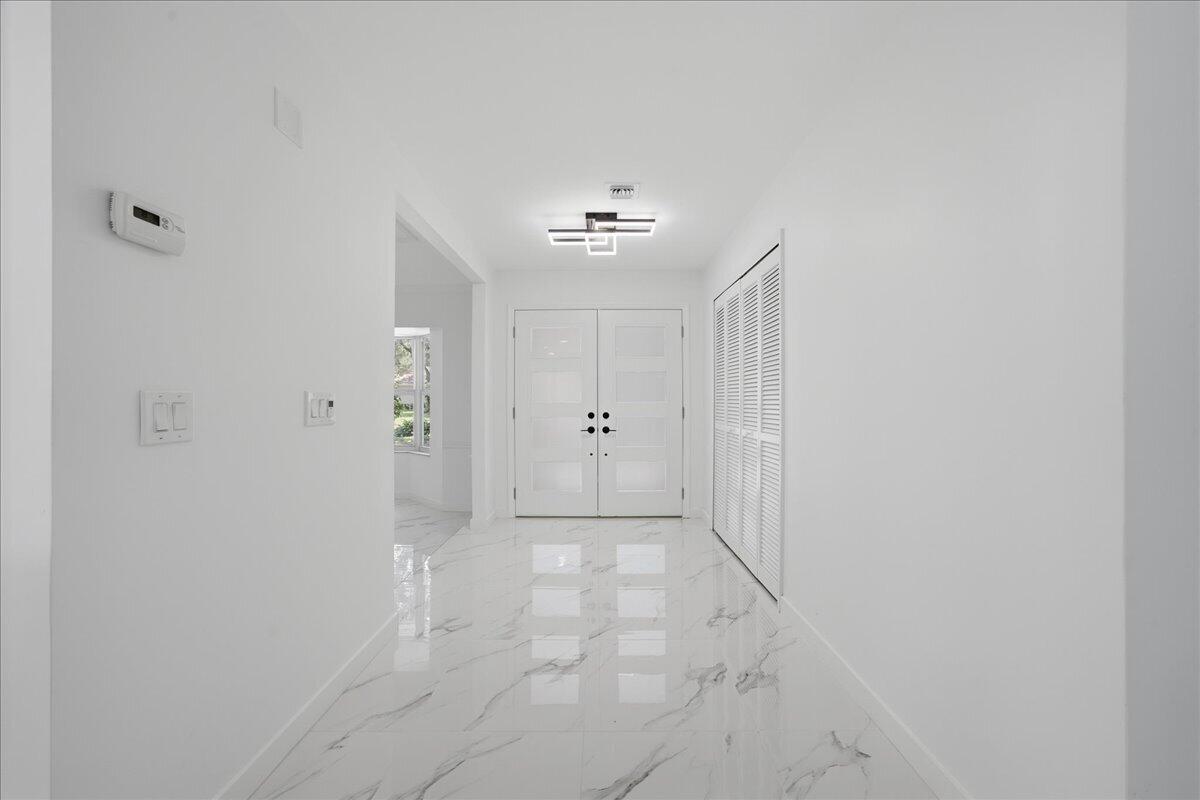 4384 2nd Square Sw Property Photo 6