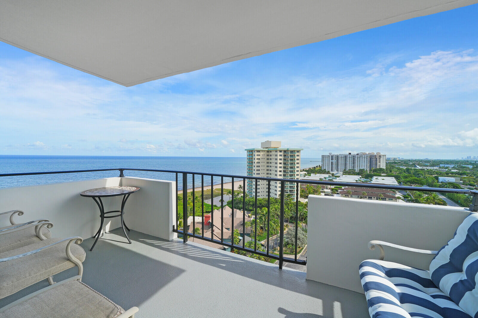 2000 S Ocean Boulevard 14l Property Photo 2