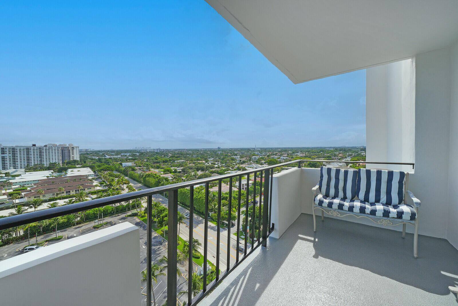 2000 S Ocean Boulevard 14l Property Photo 3