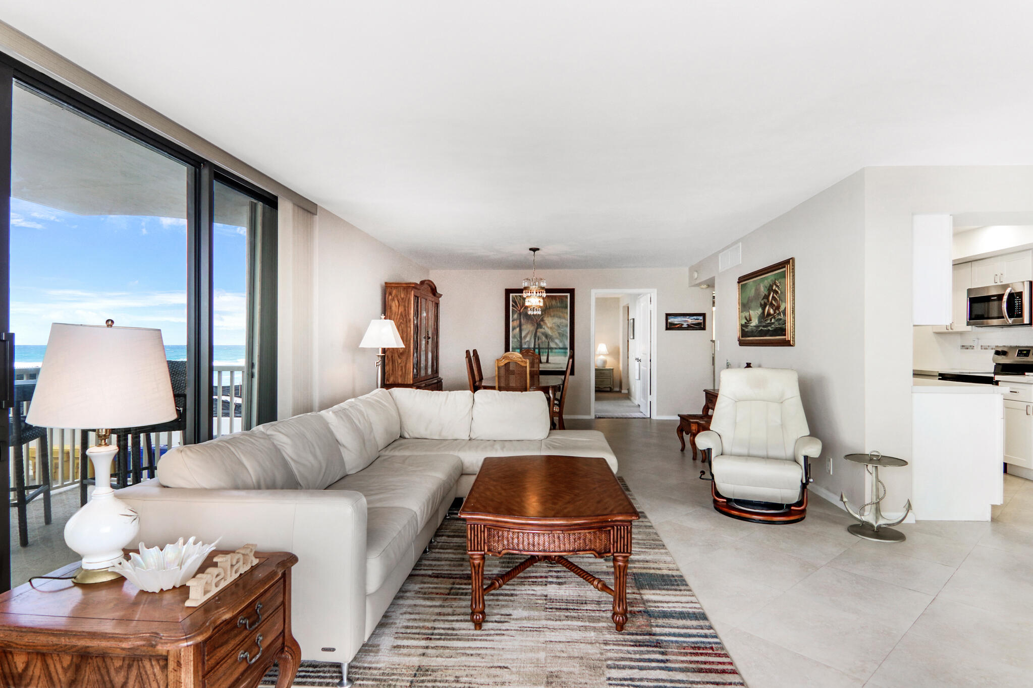 5480 N Ocean Drive A1d Property Photo 6
