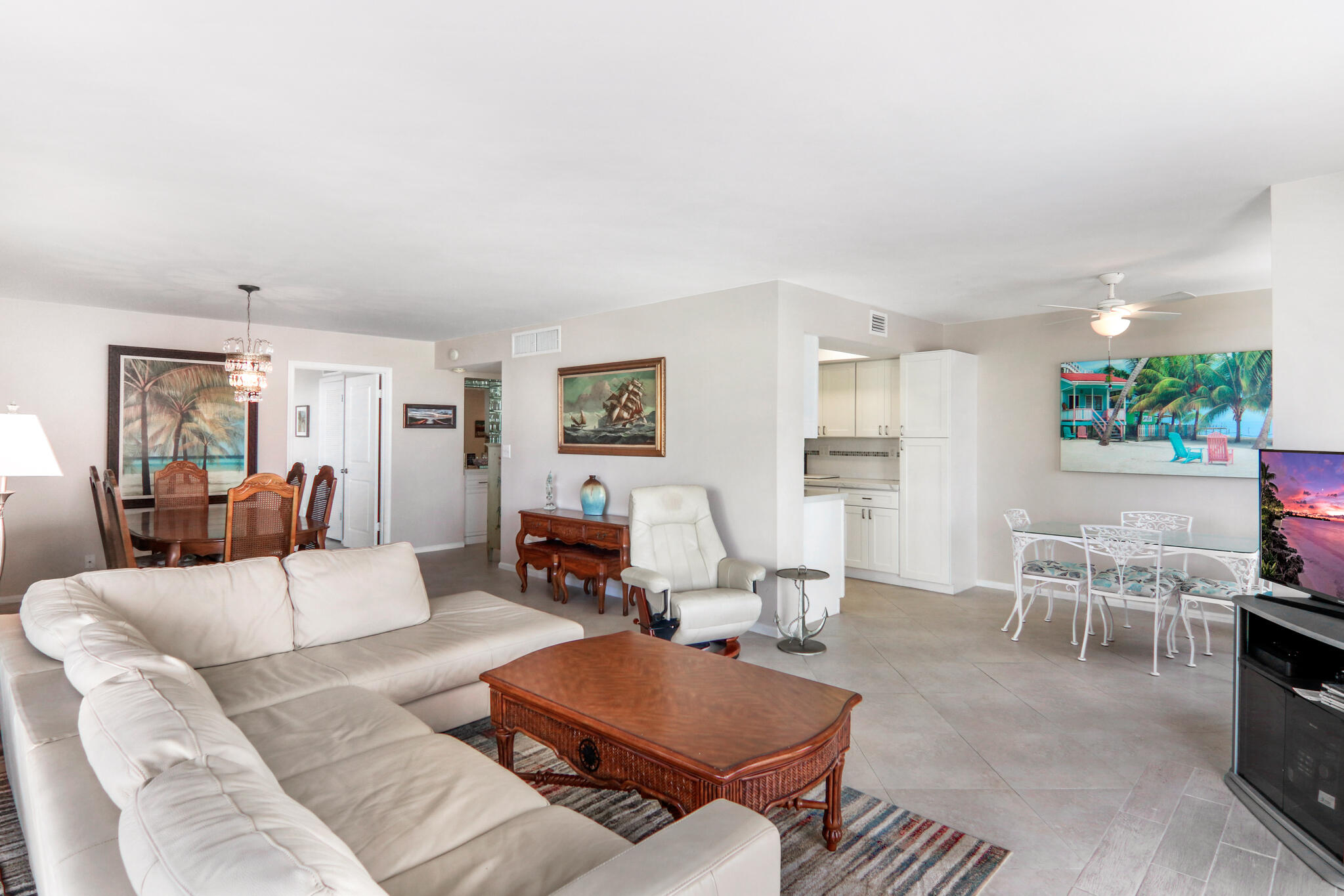 5480 N Ocean Drive A1d Property Photo 7