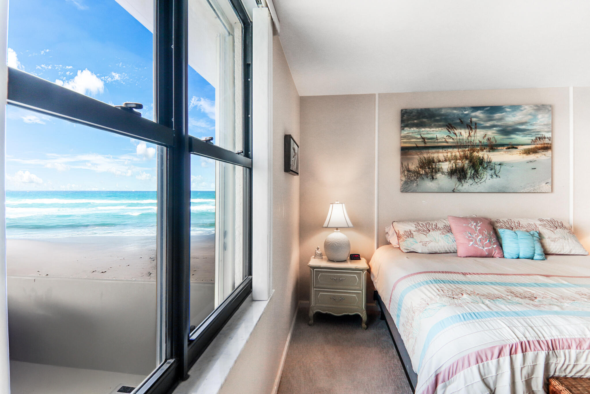5480 N Ocean Drive A1d Property Photo 13