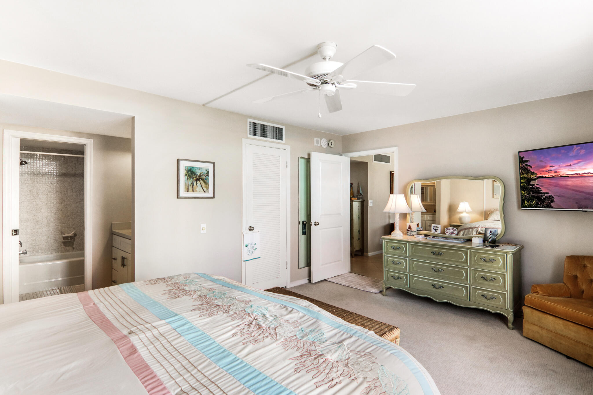5480 N Ocean Drive A1d Property Photo 16