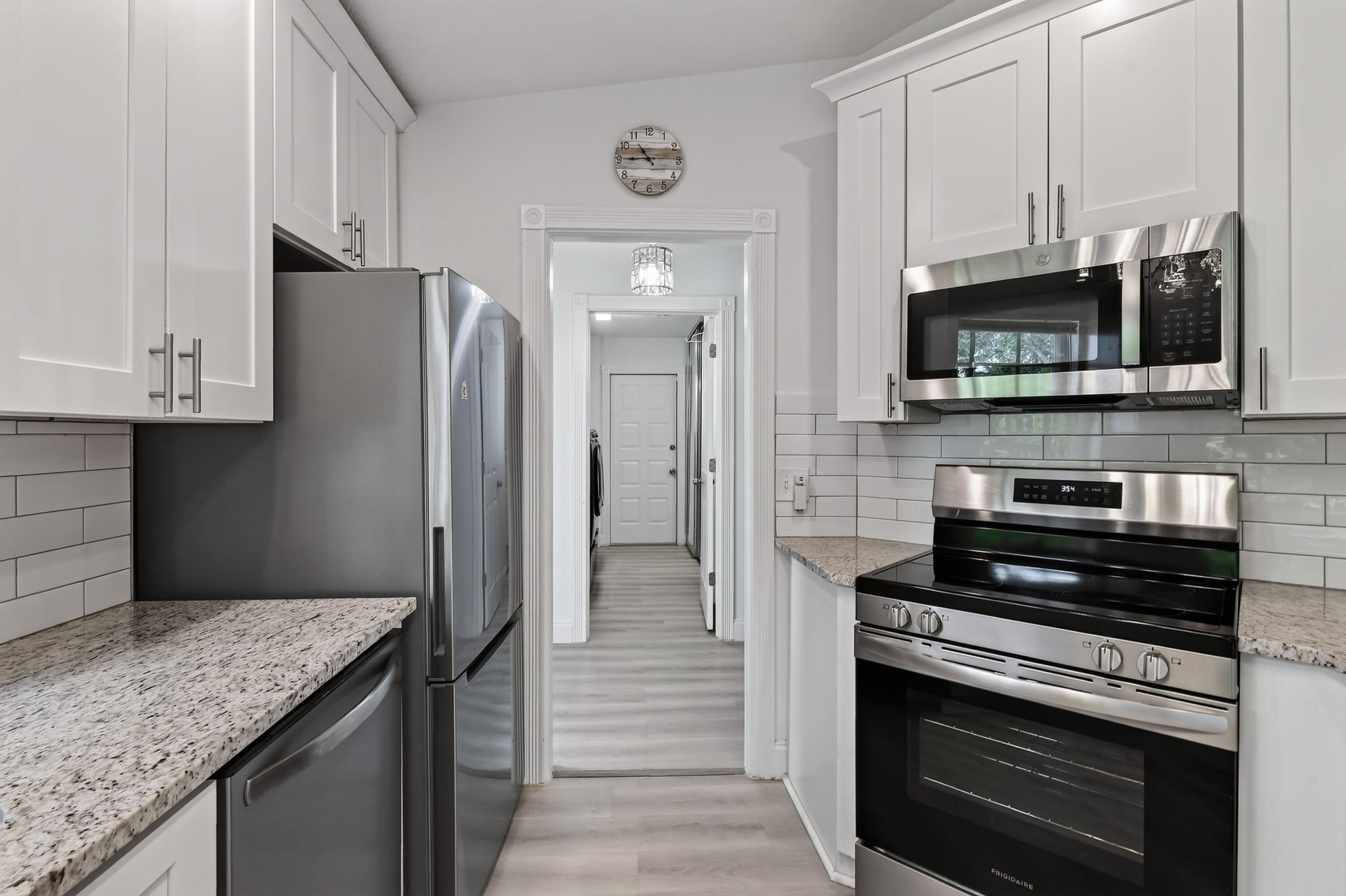 1671 Sw Waterfall Boulevard Property Photo 19