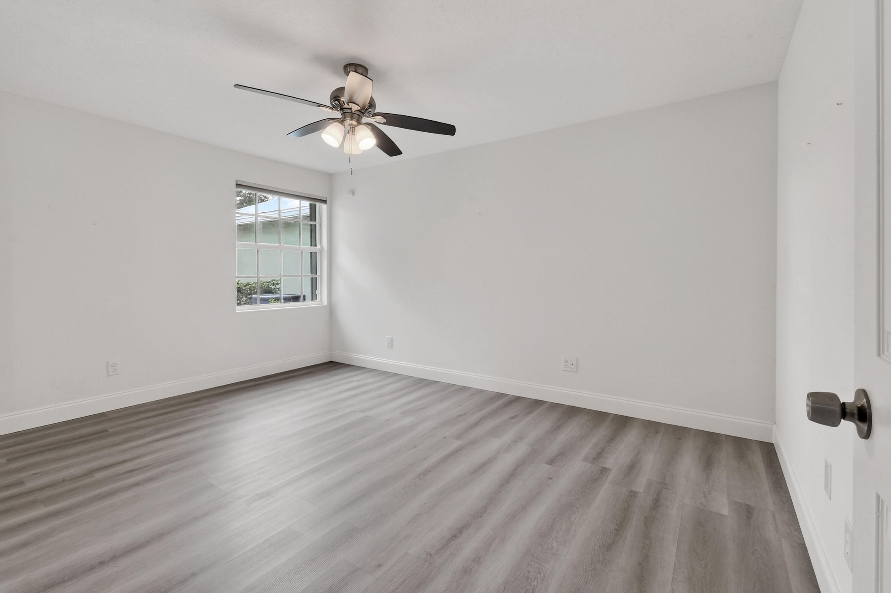 1671 Sw Waterfall Boulevard Property Photo 33