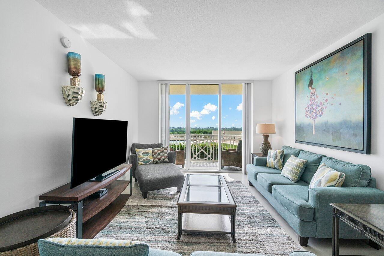 350 N Federal Highway Apt 606 Property Photo 1
