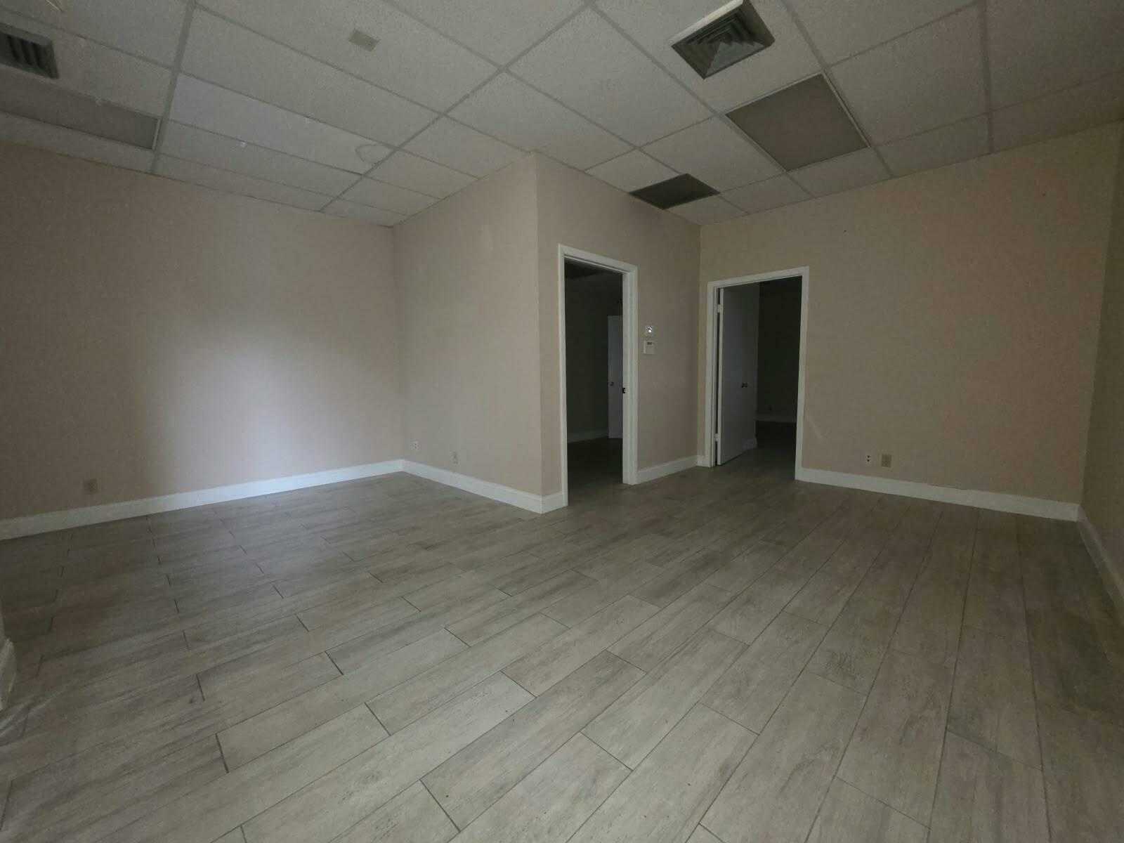 10235 W Sample Road 107 Property Photo 8