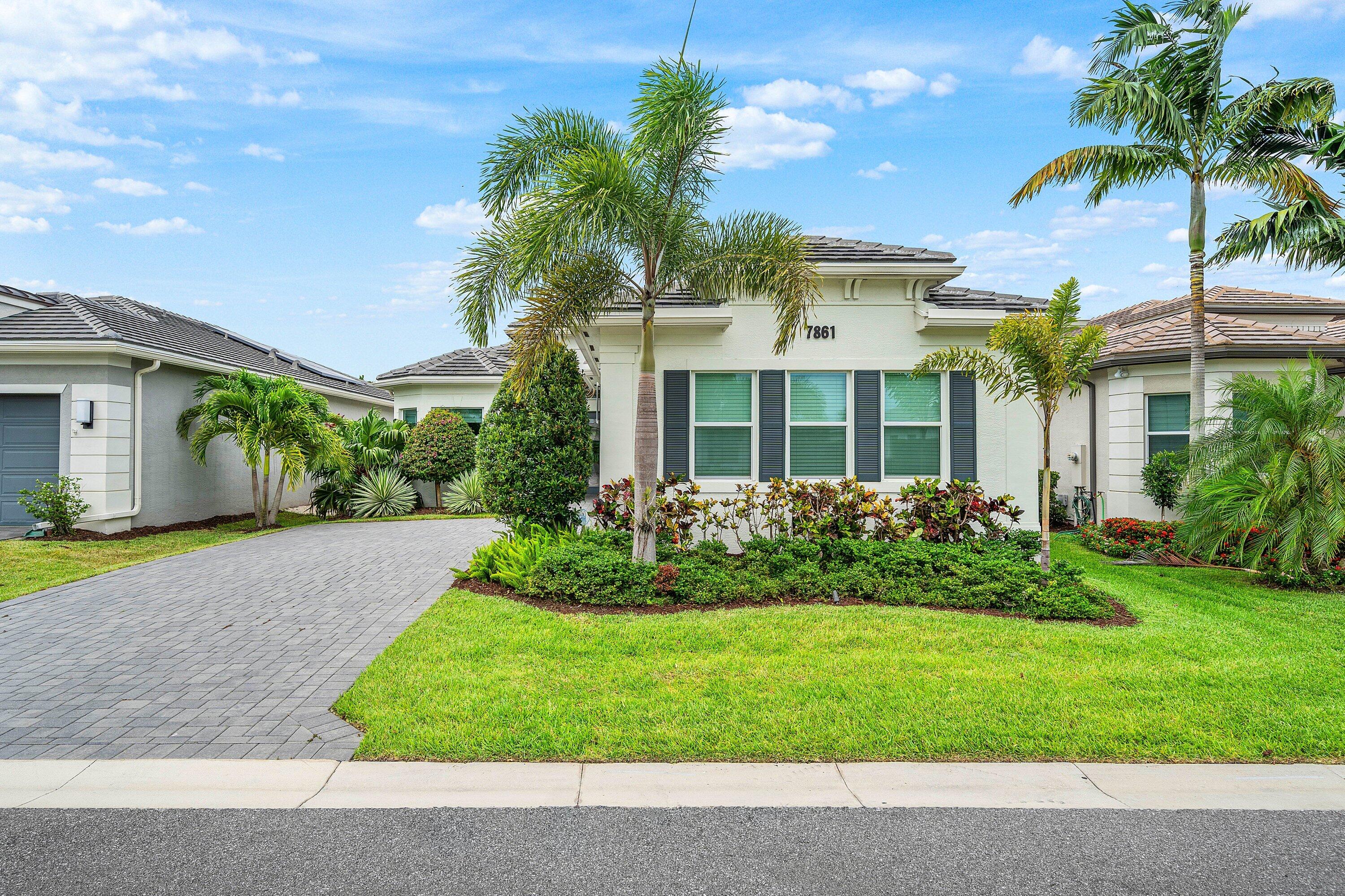7861 Wildflower Shores Drive Property Photo 1