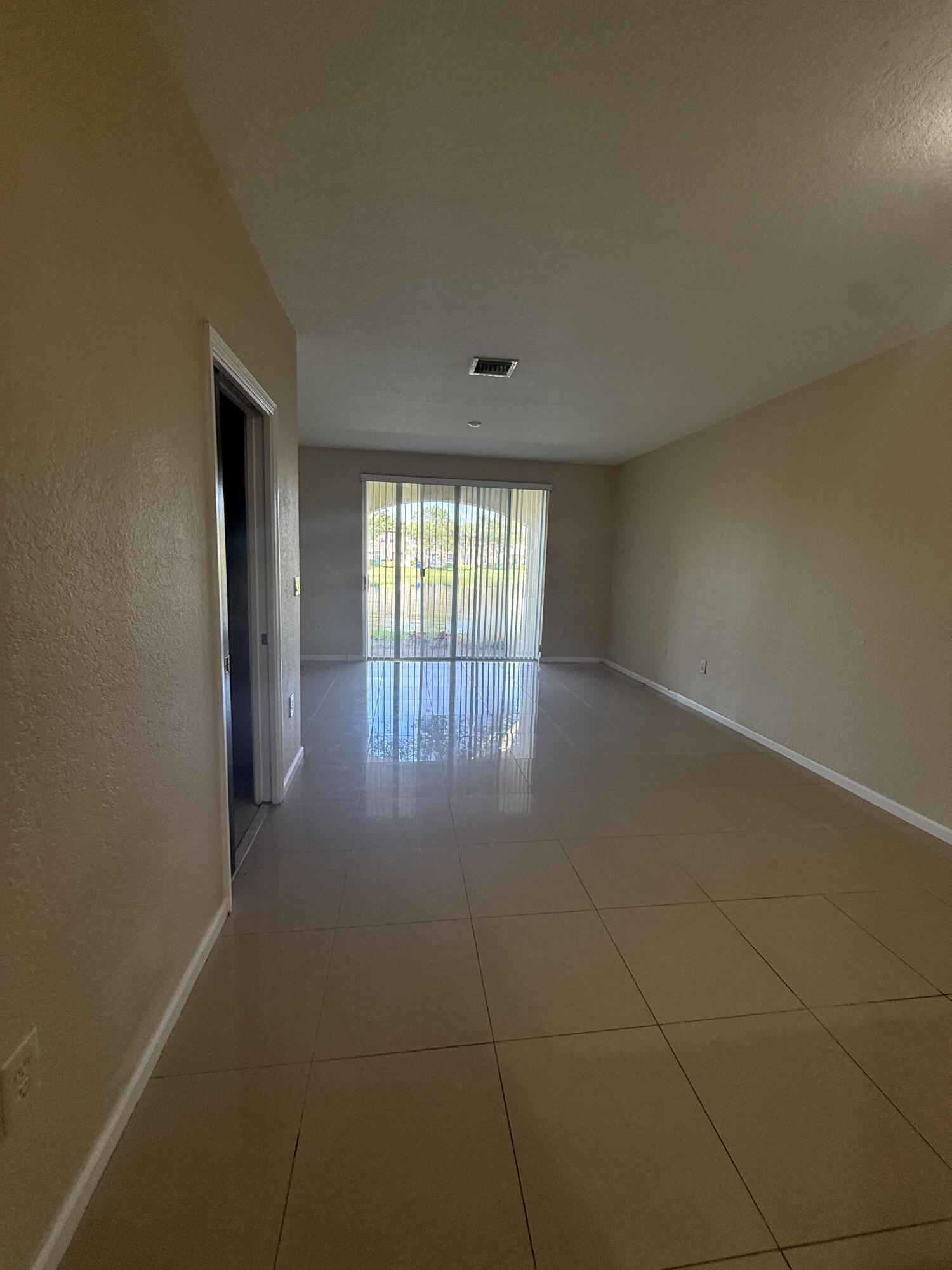 8377 Sw 26th Street 104 Property Photo 4