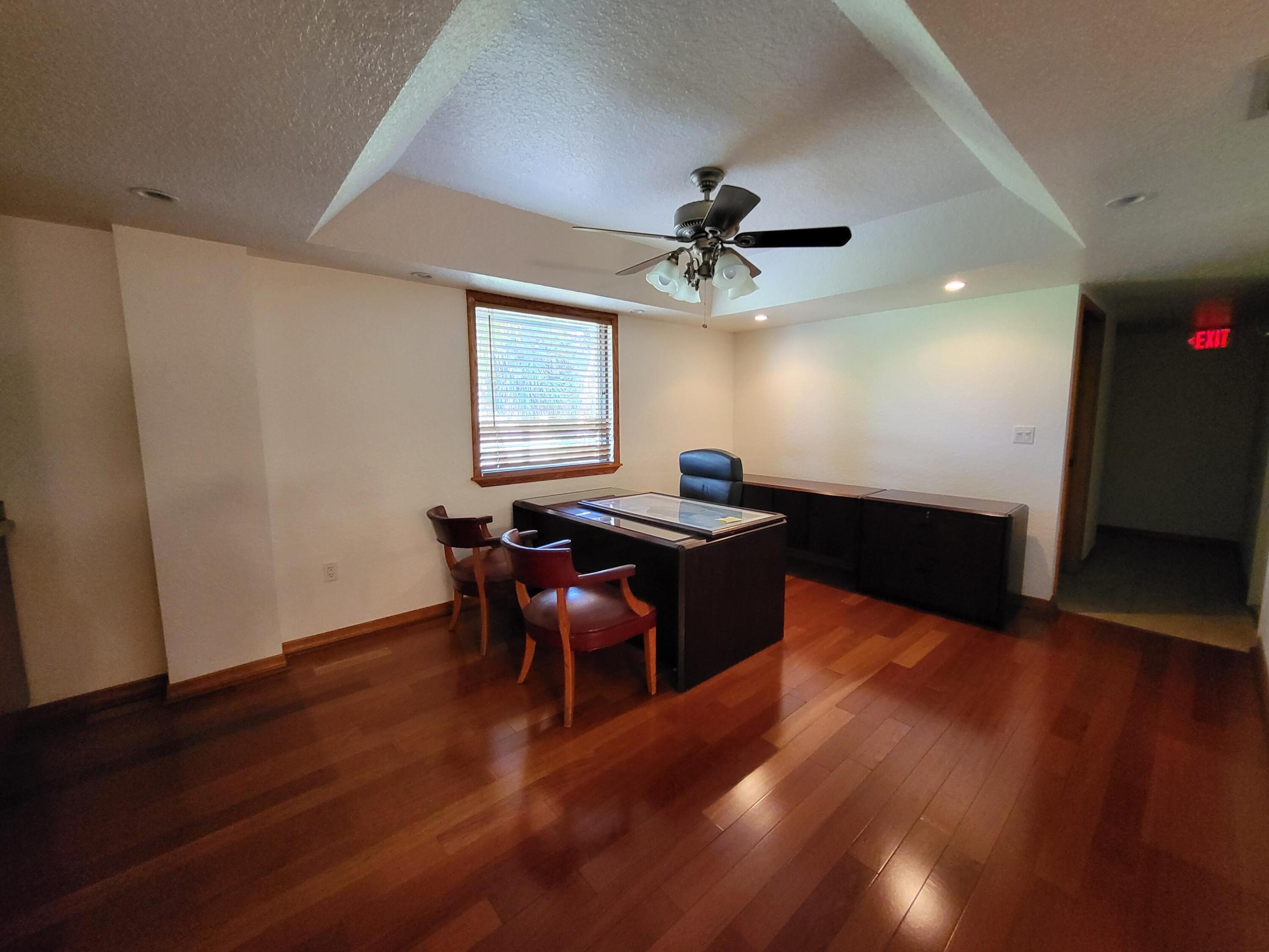 B26074392 Property Photo 15