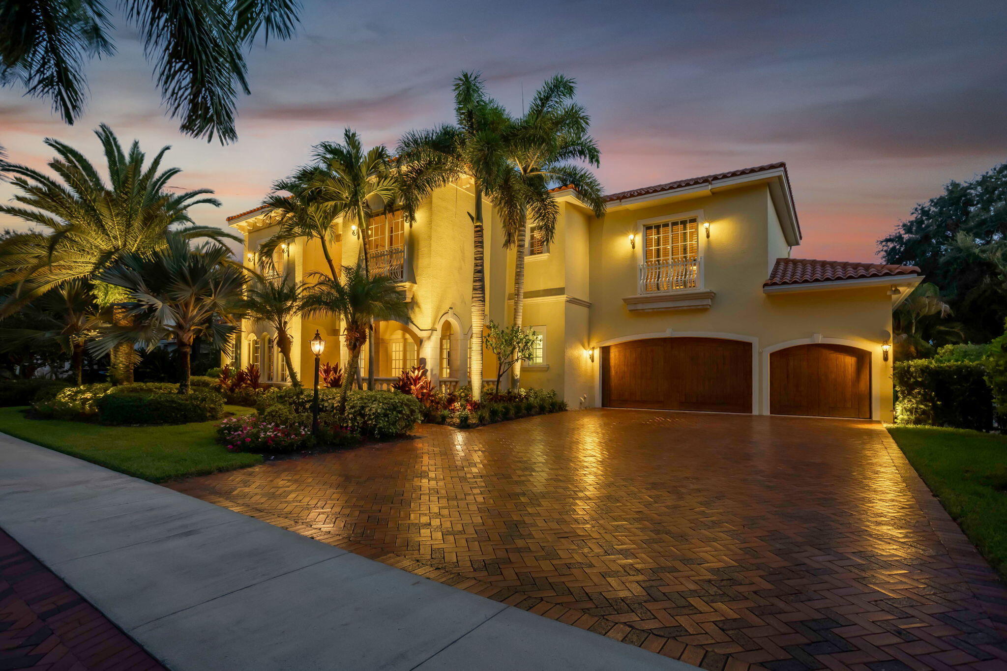 106 Nativa Circle Property Photo 1