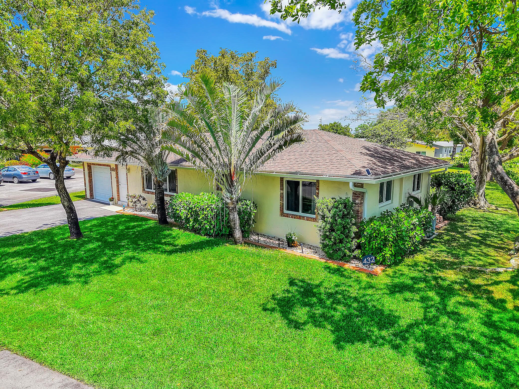 432 Sw Natura Avenue Property Photo 1