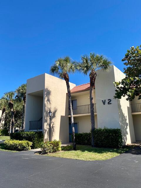 1605 S US Hwy 1 106V2 Property Photo 1