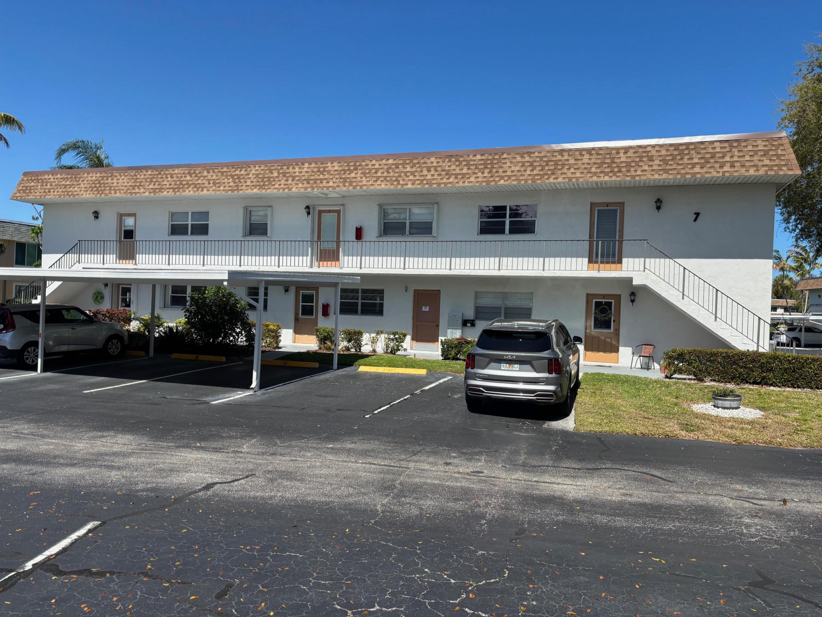 2950 Se Ocean Boulevard 7-5 Property Photo 1