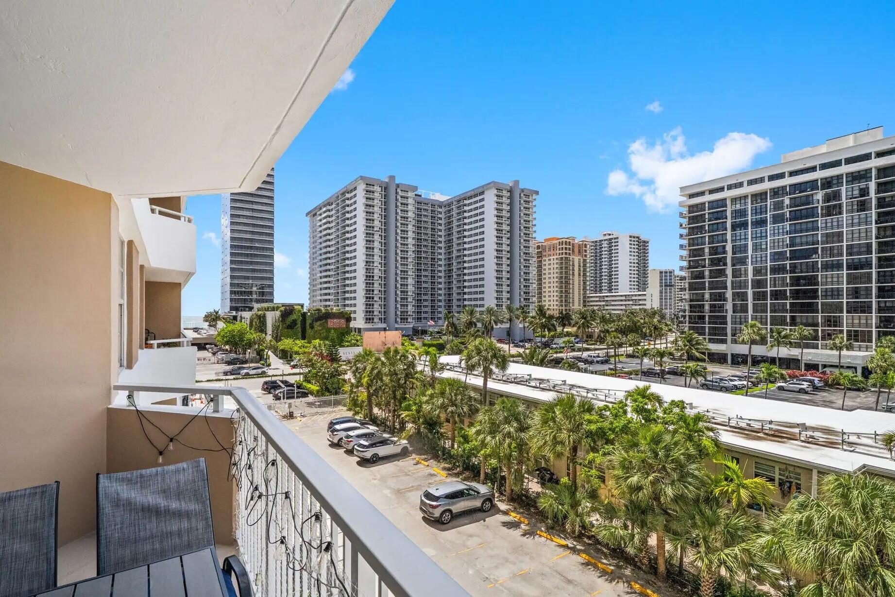 1985 S Ocean Drive 3a Property Photo 3