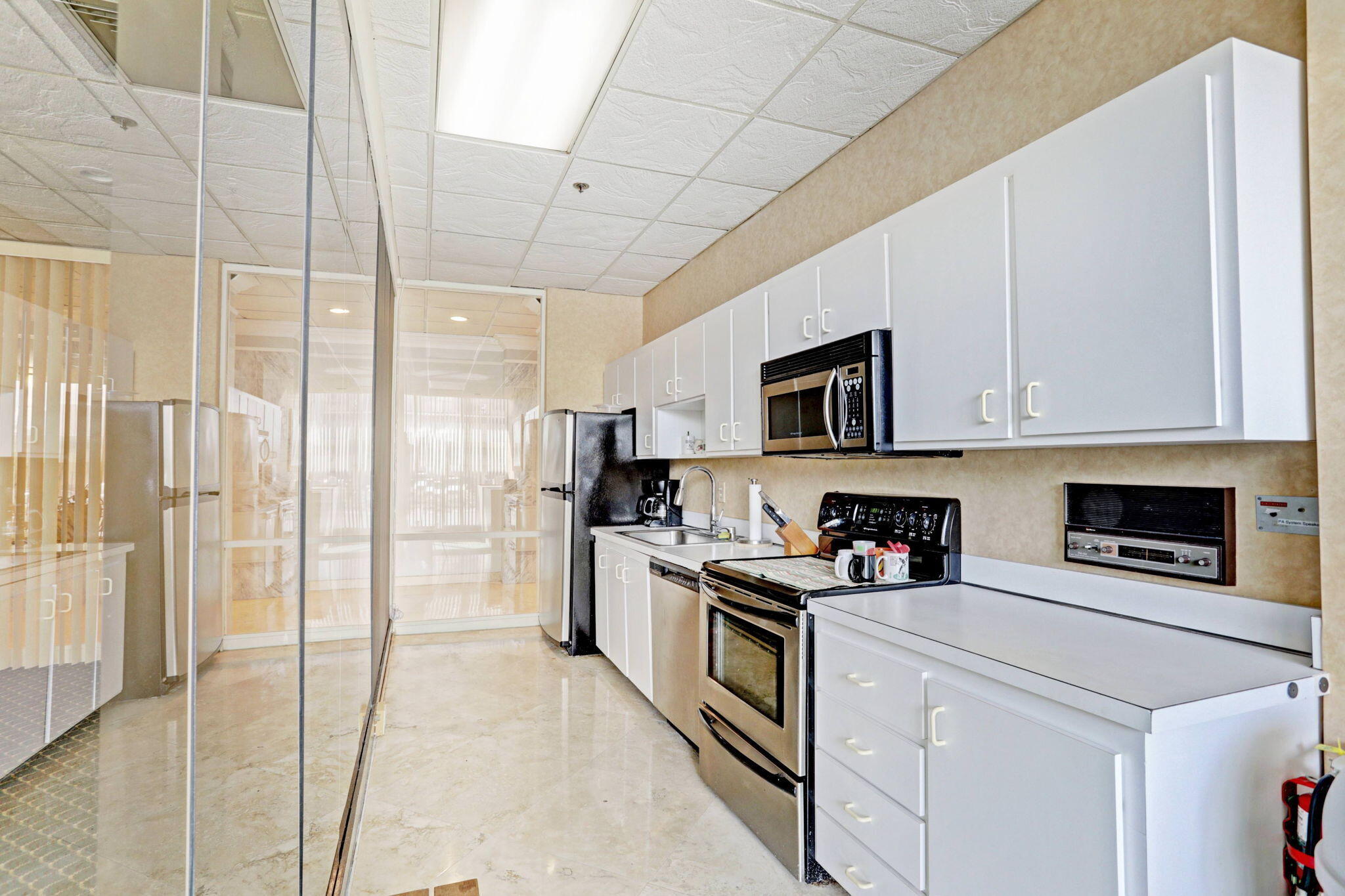 5440 N Ocean Drive 304 Property Photo 47