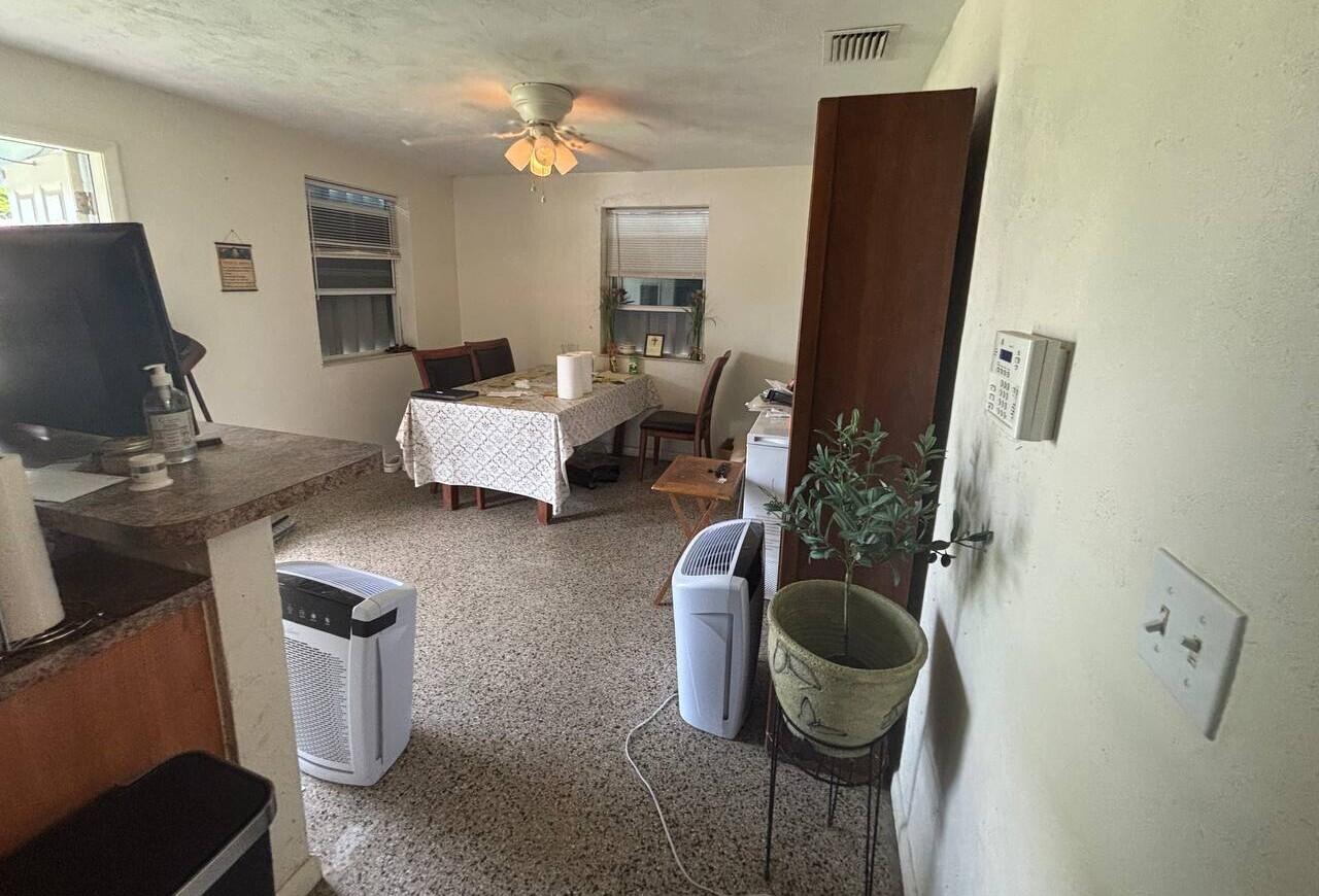 420 Nw 9th Avenue Property Photo 5