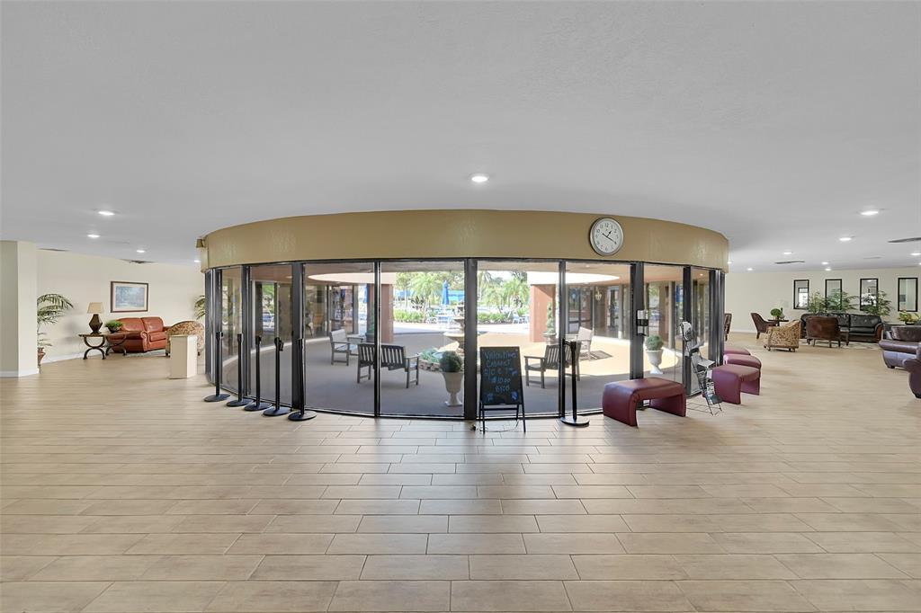 9841 Sunrise Lakes Boulevard 310 Property Photo 1