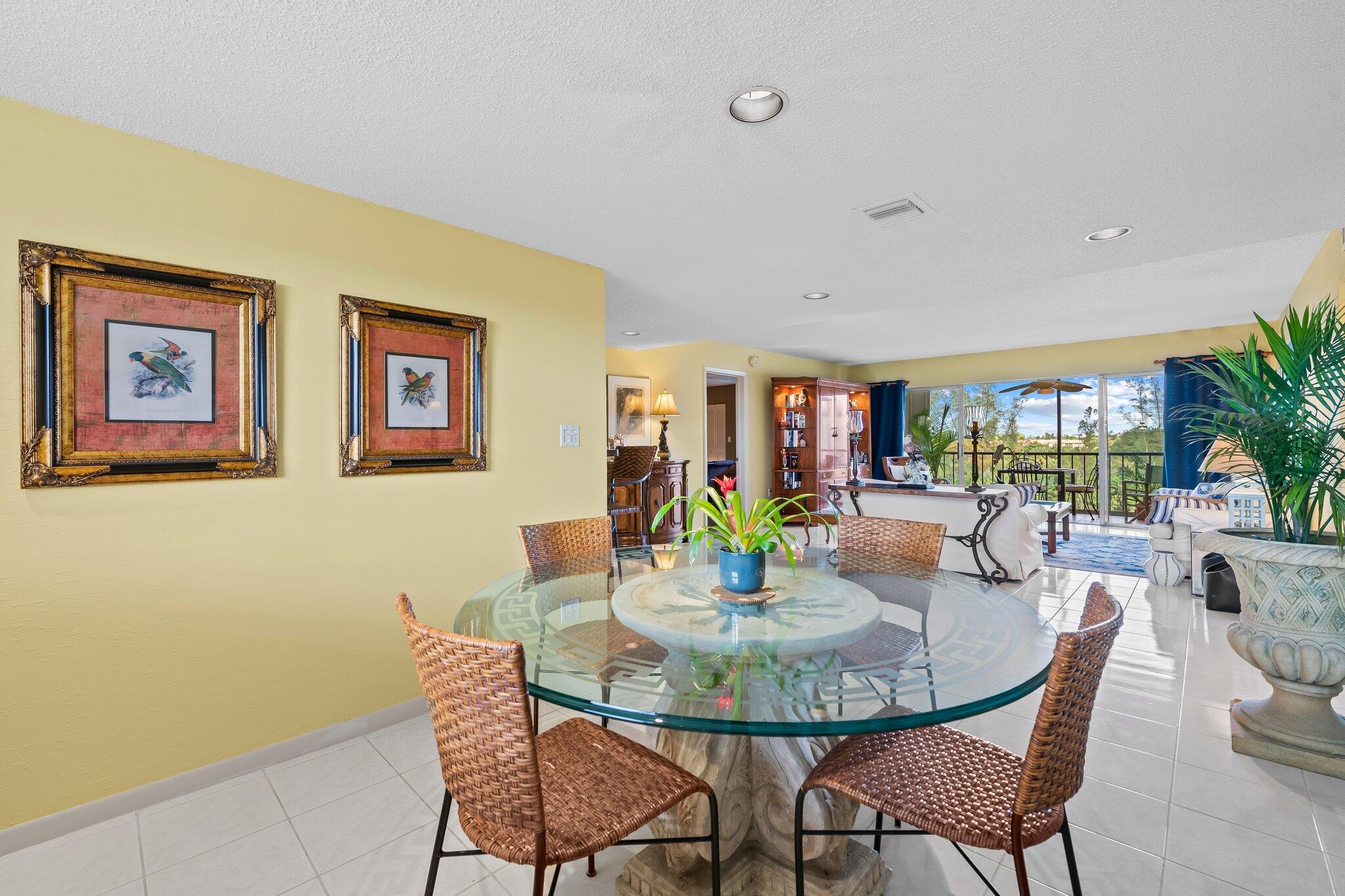 3930 Inverrary Boulevard 608-d Property Photo 5
