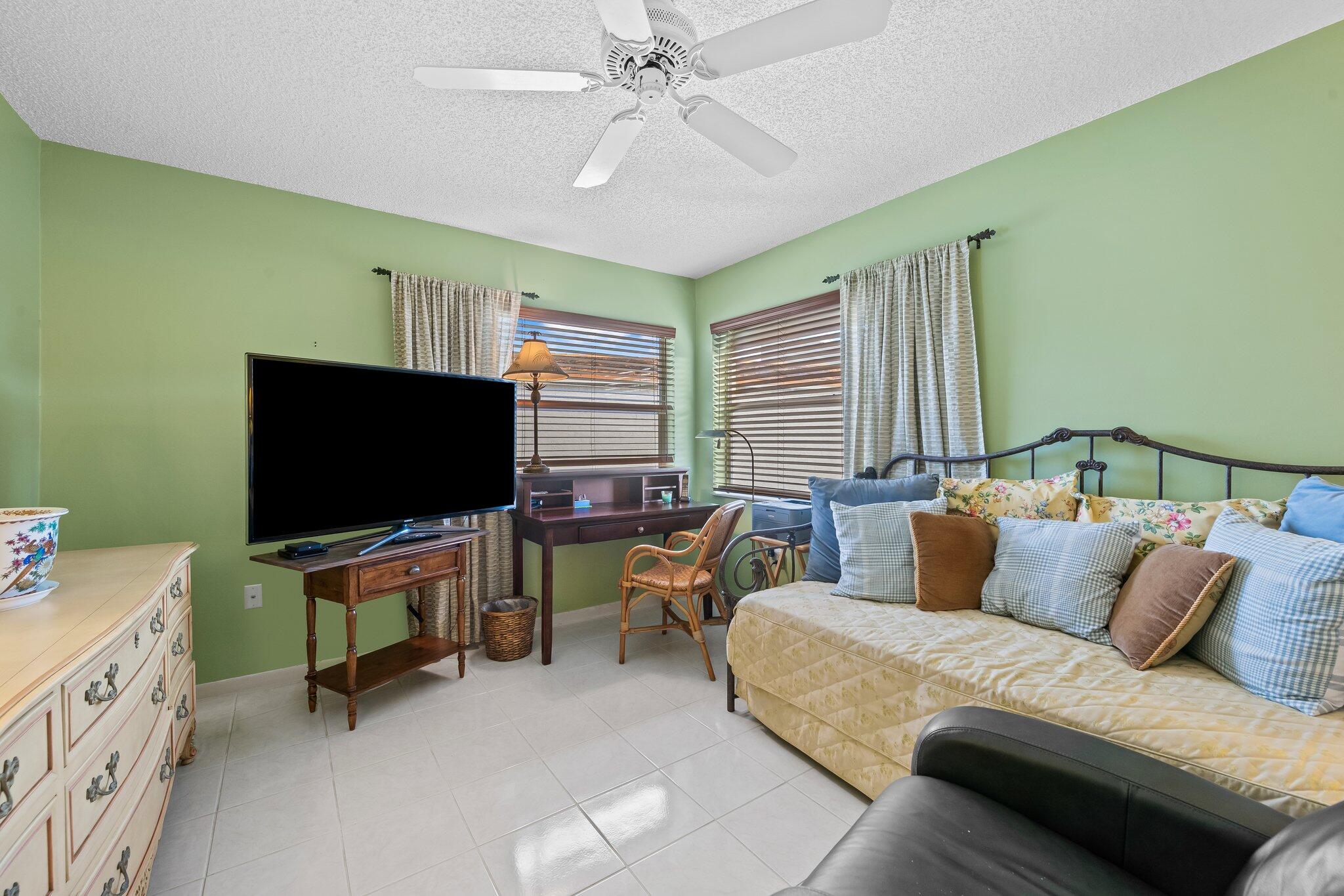 3930 Inverrary Boulevard 608-d Property Photo 18