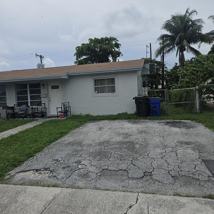 4133 NW 39th Avenue
