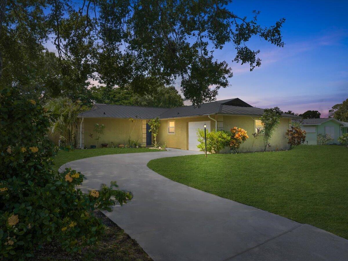 7409 Penny Lane Property Photo 1