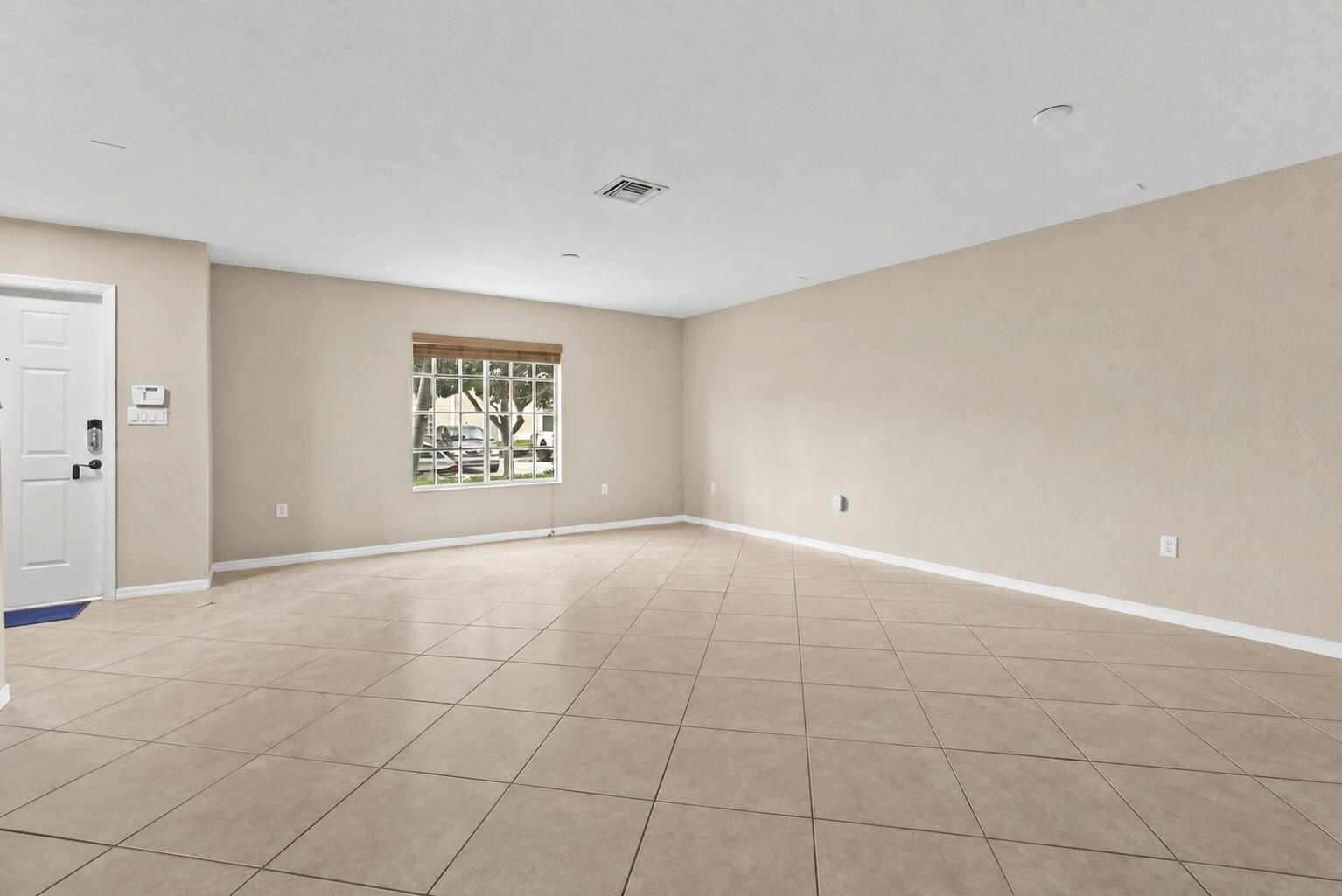 5963 Glasgow Way Property Photo 5