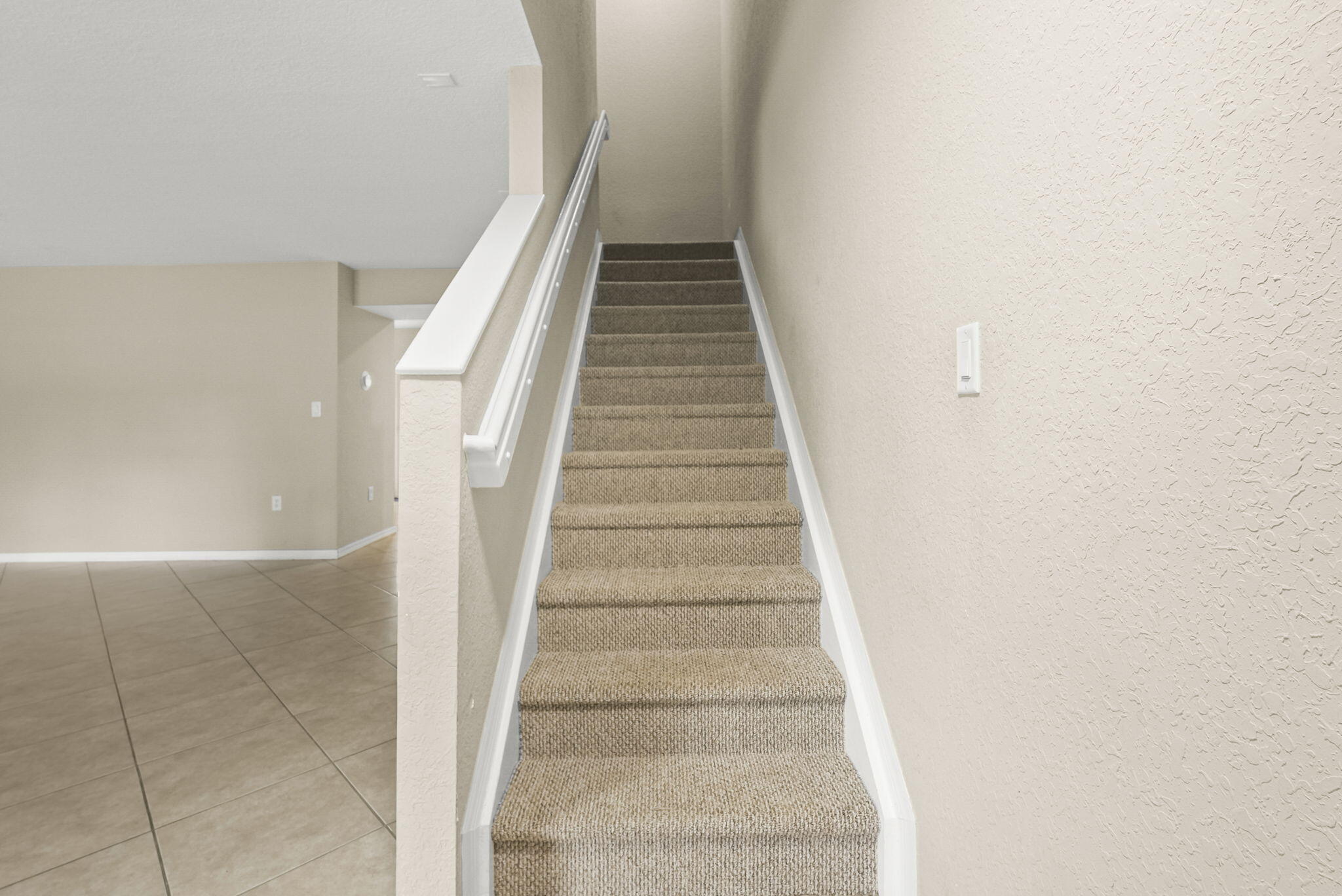 5963 Glasgow Way Property Photo 15