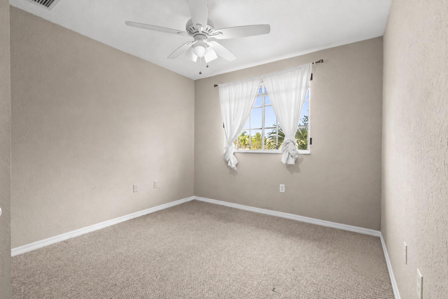 5963 Glasgow Way Property Photo 26