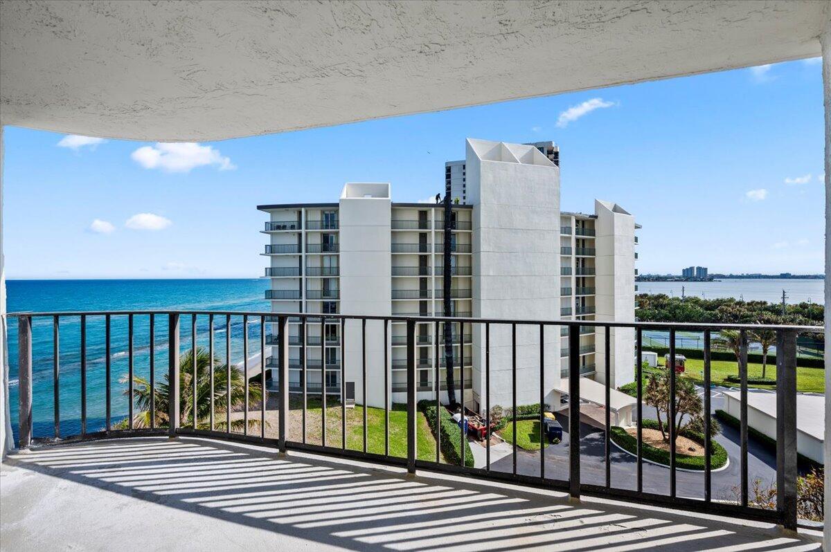 5420 N Ocean Drive 604 Property Photo 1