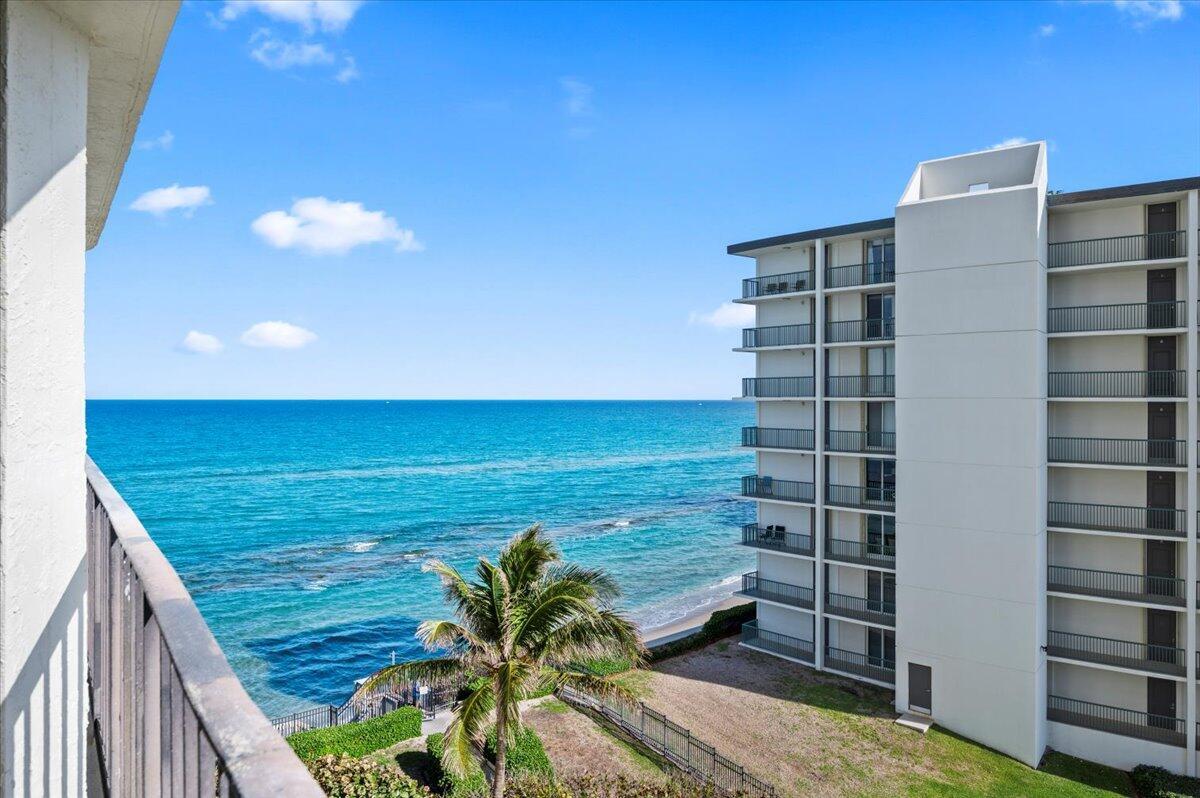 5420 N Ocean Drive 604 Property Photo 5
